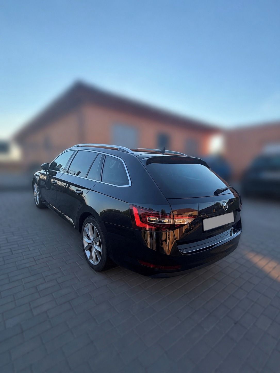 Škoda Superb, Škoda Superb III Combi 2.0 TDI - fotka 4