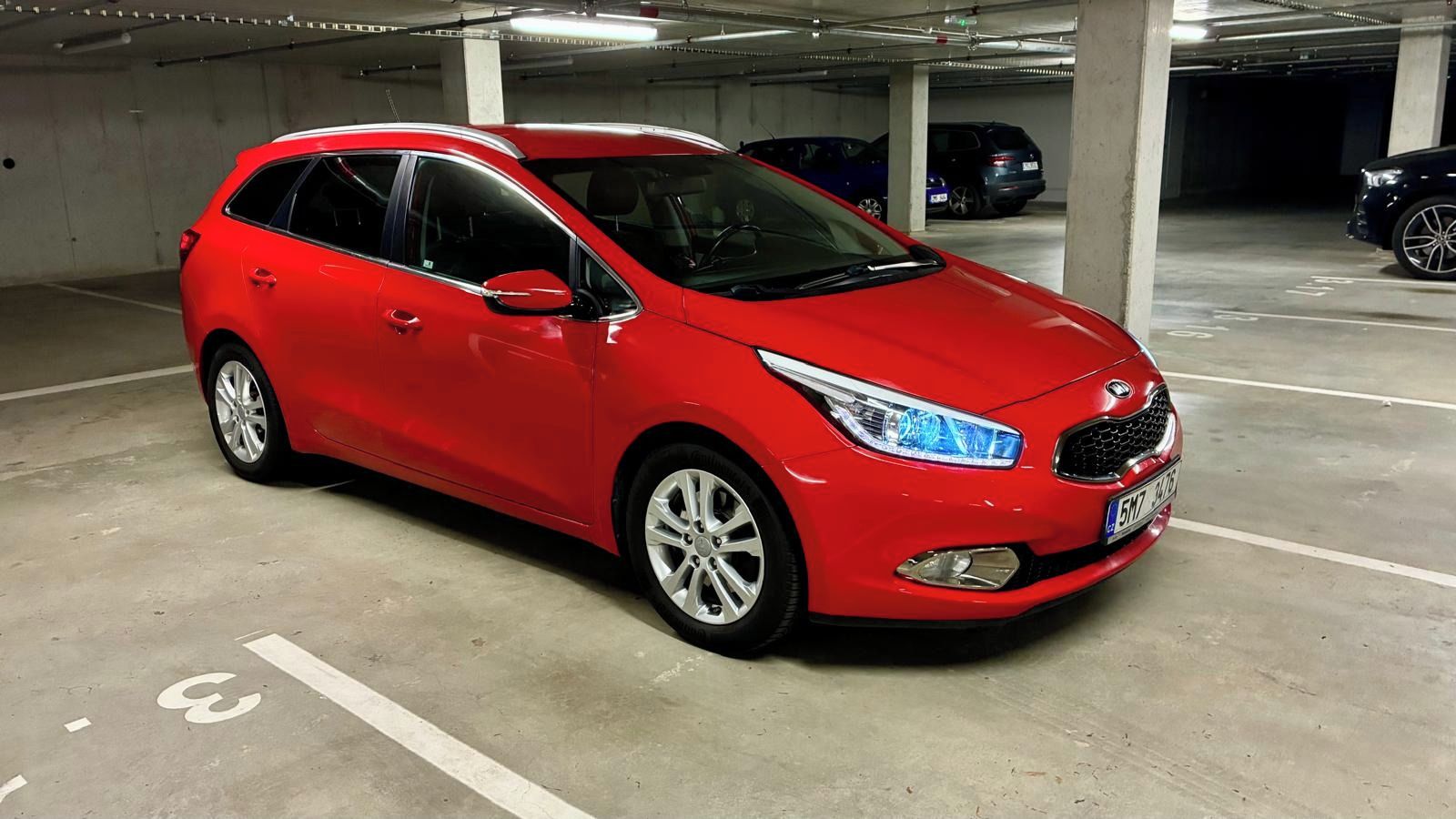 Kia Cee´d, Kia Cee´d 1.4, Exclusive, navi - fotka 2