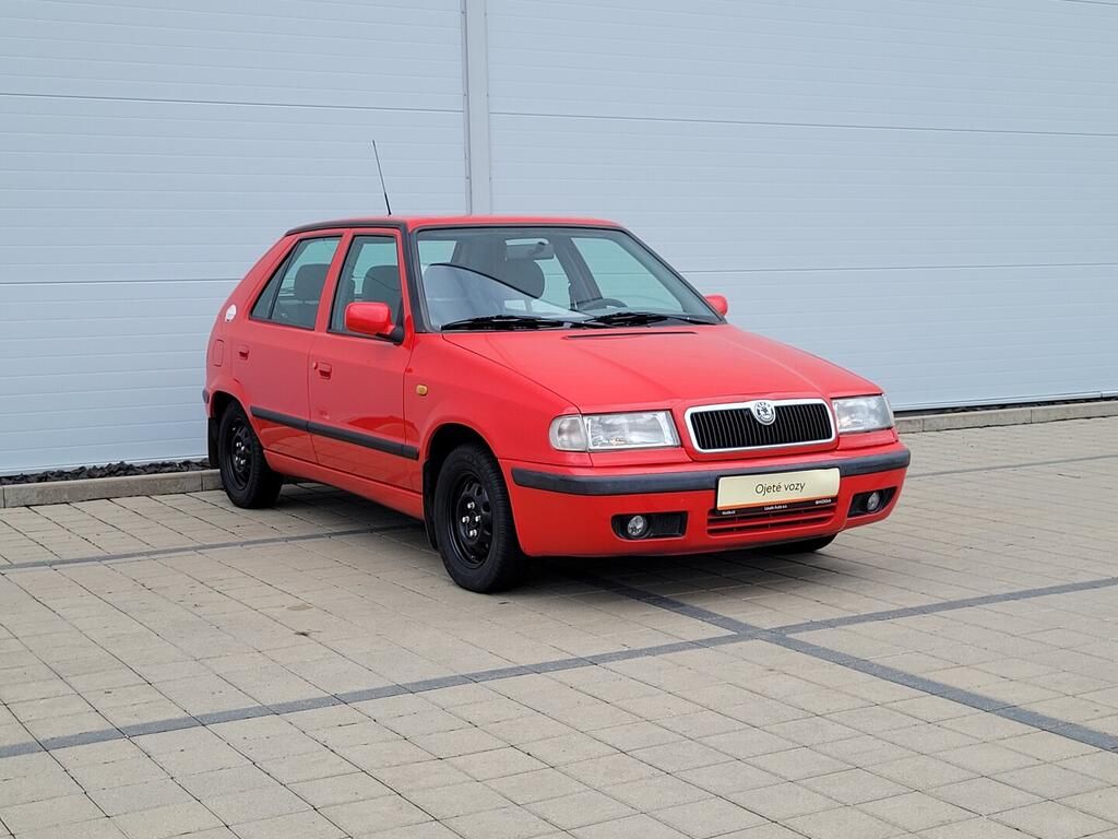 Škoda Felicia, Trumf 1.3 i 40 kW - fotka 3