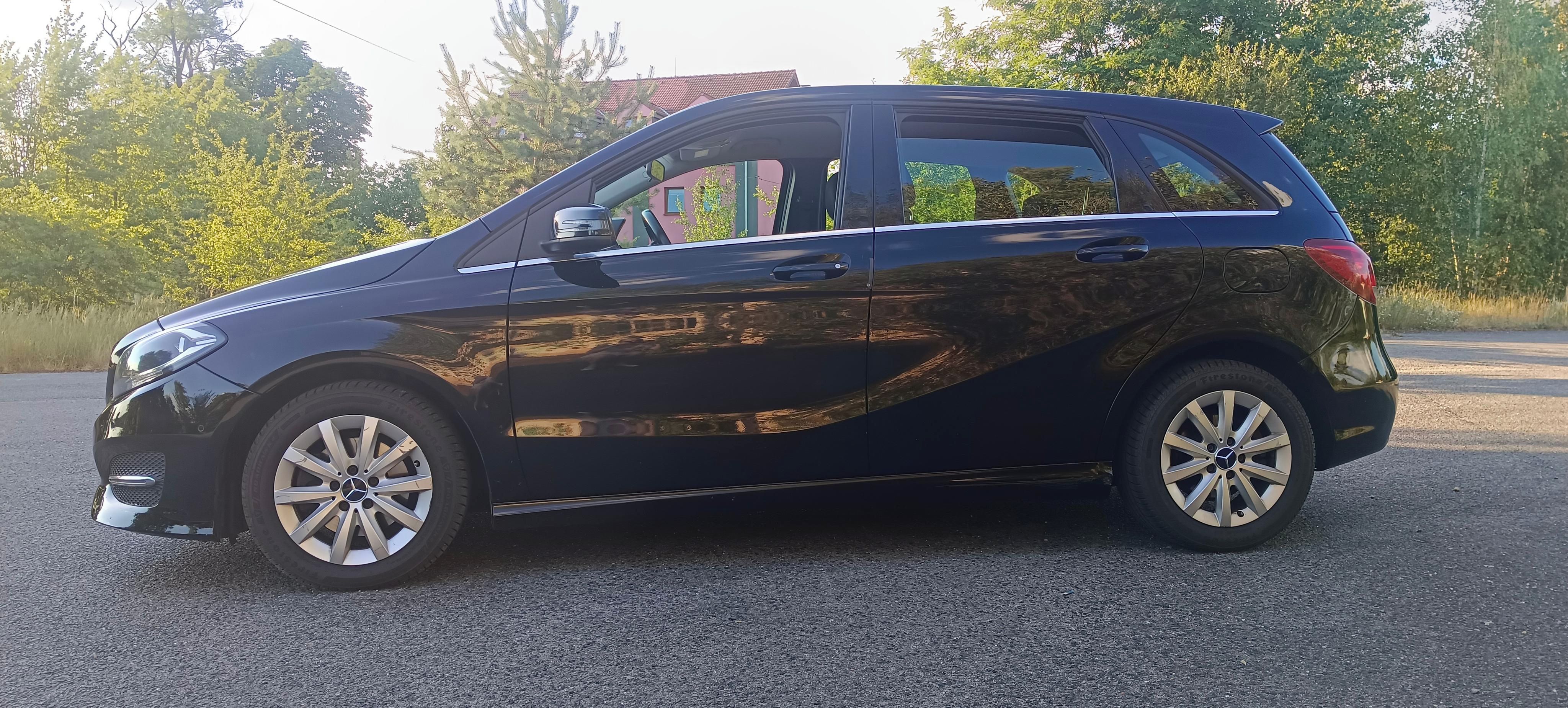 Mercedes-Benz Třídy B, B180 1.6i - fotka 2