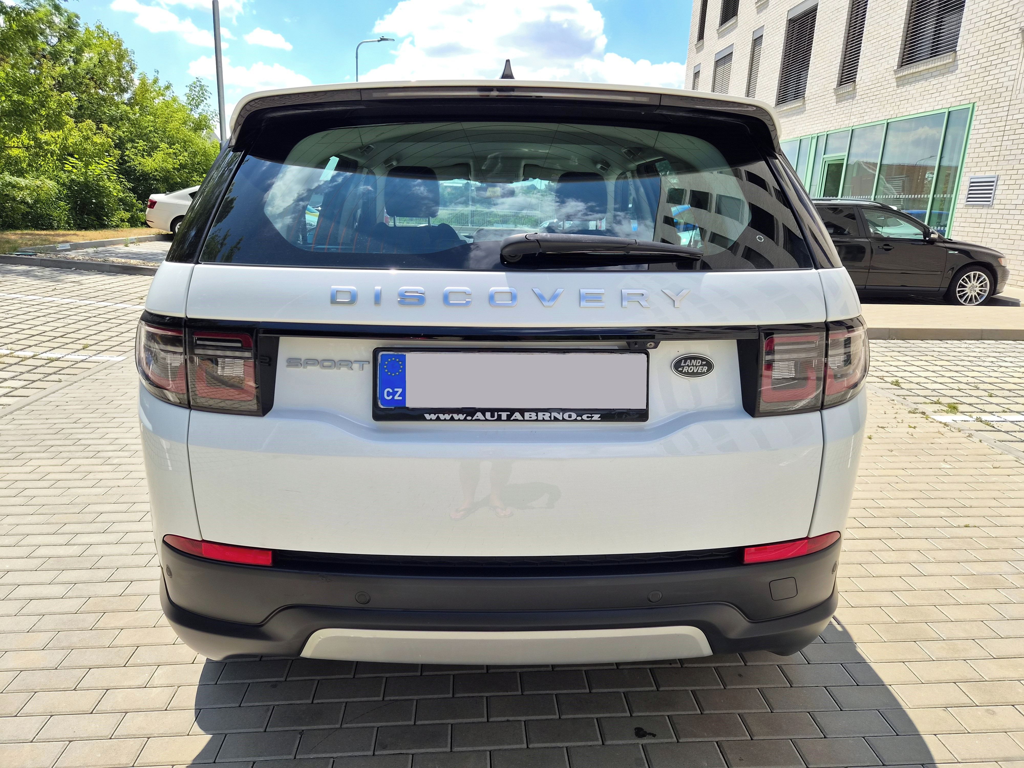 Land Rover Discovery, 2.0D150 4x4 M-HYBRID 1 MAJITEL - fotka 6