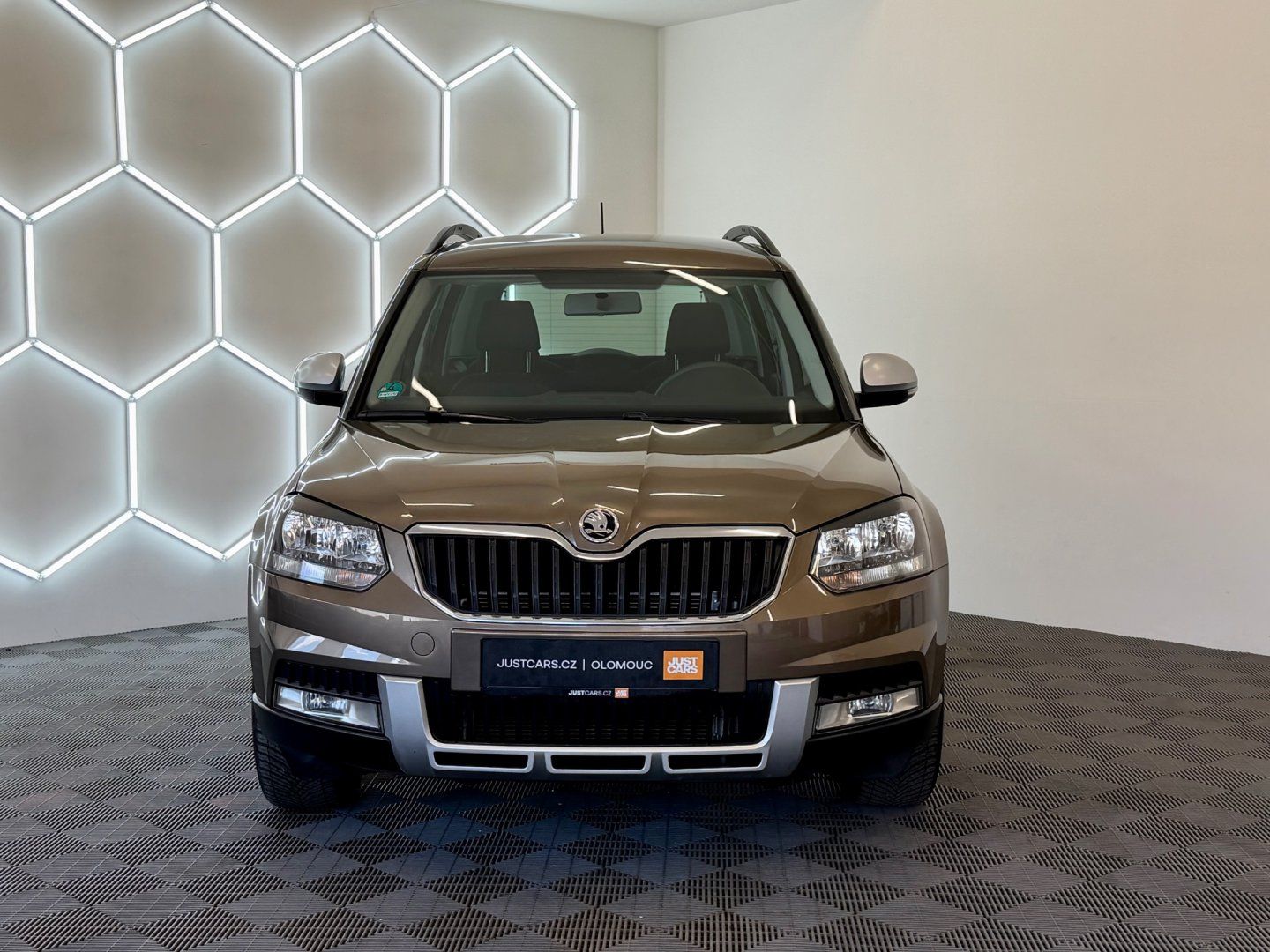 Škoda Yeti, 1.2 TSI 77kW OUTDOOR/1.maj/TZ - fotka 3