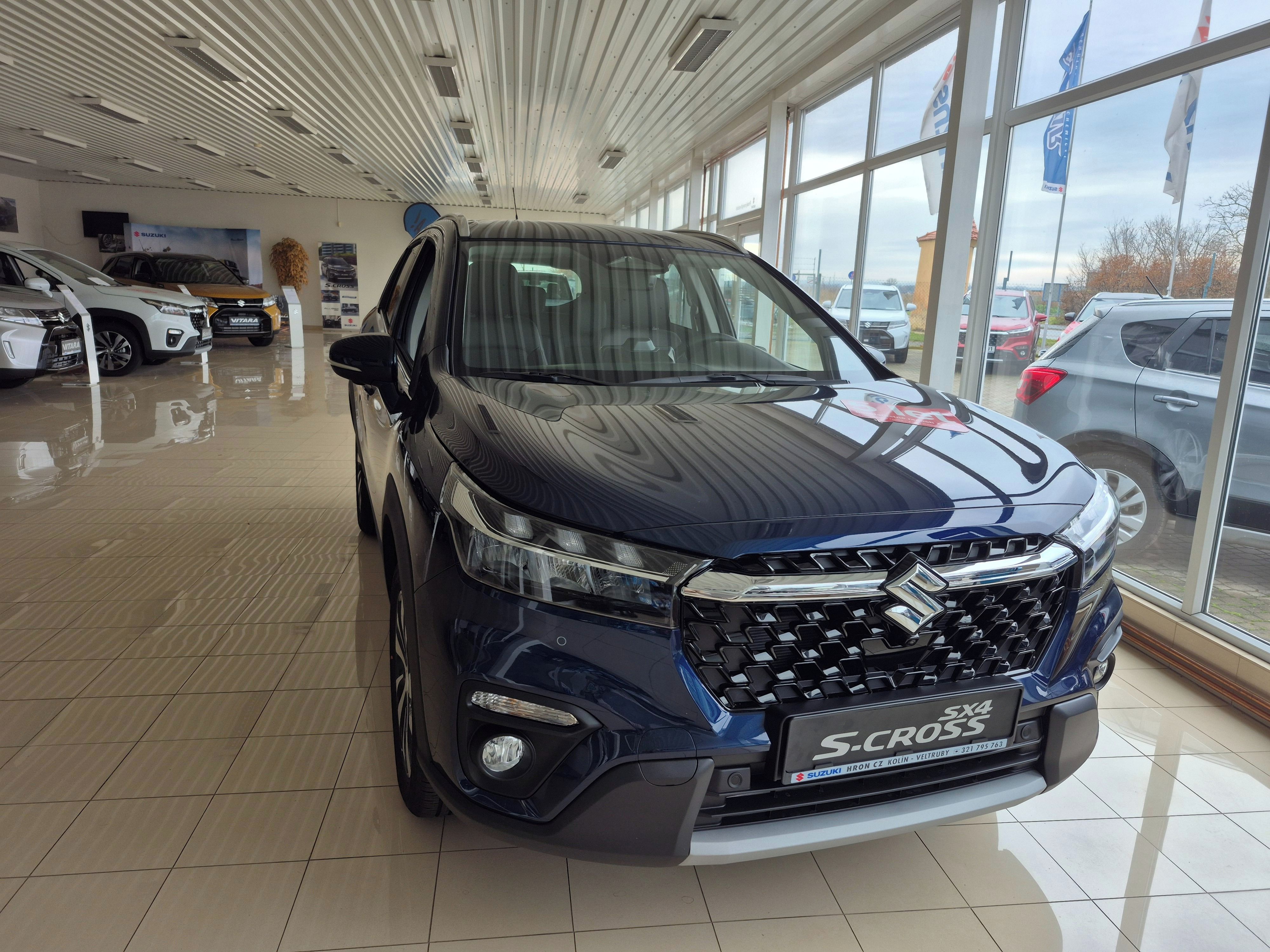 Suzuki S-Cross, 1,4 Elegance 4x4 AllGrip - fotka 6