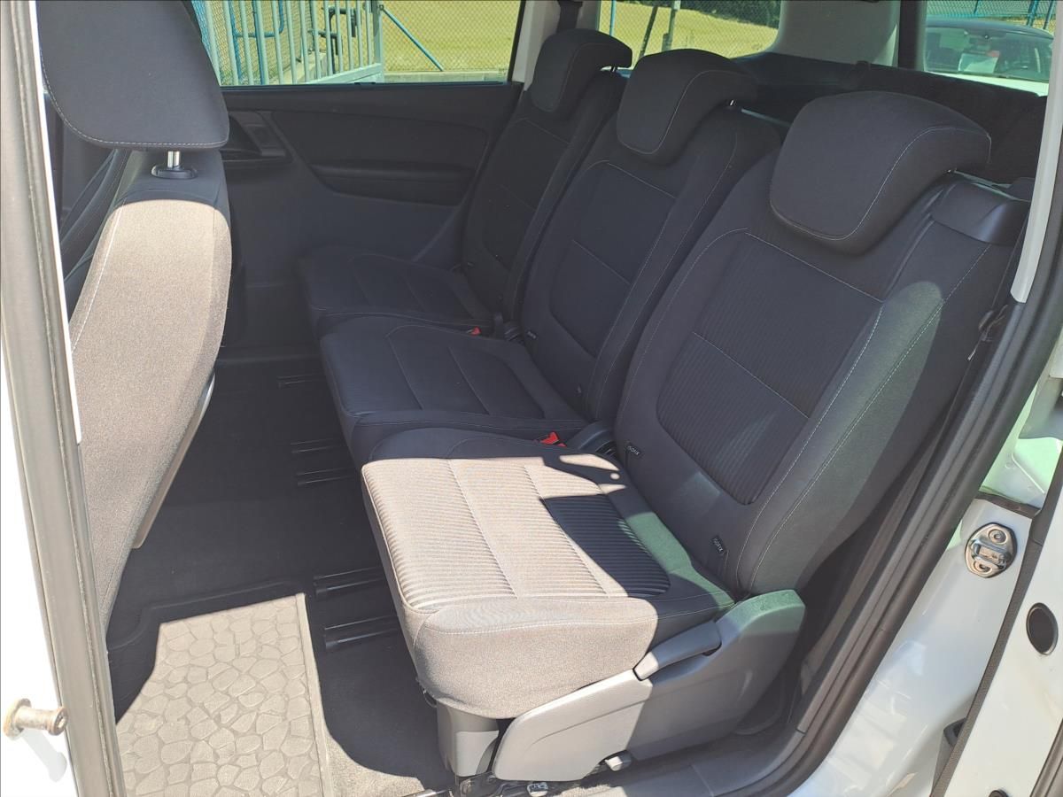 Seat Alhambra, 2,0 TDI - fotka 6