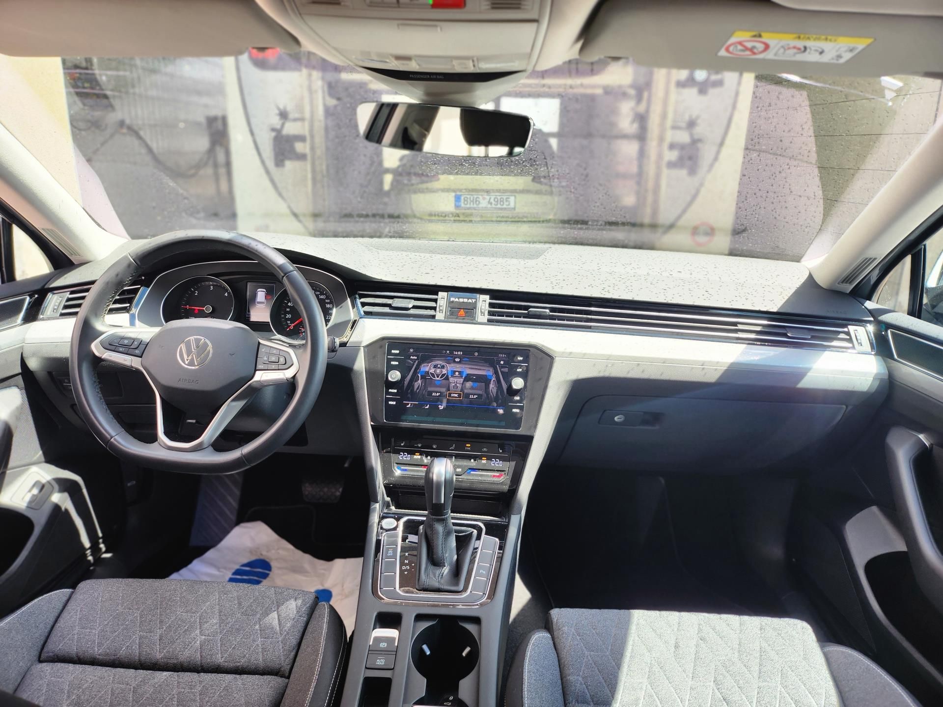 Volkswagen Passat, 2.0TDI 110kw DSG Variant - fotka 5