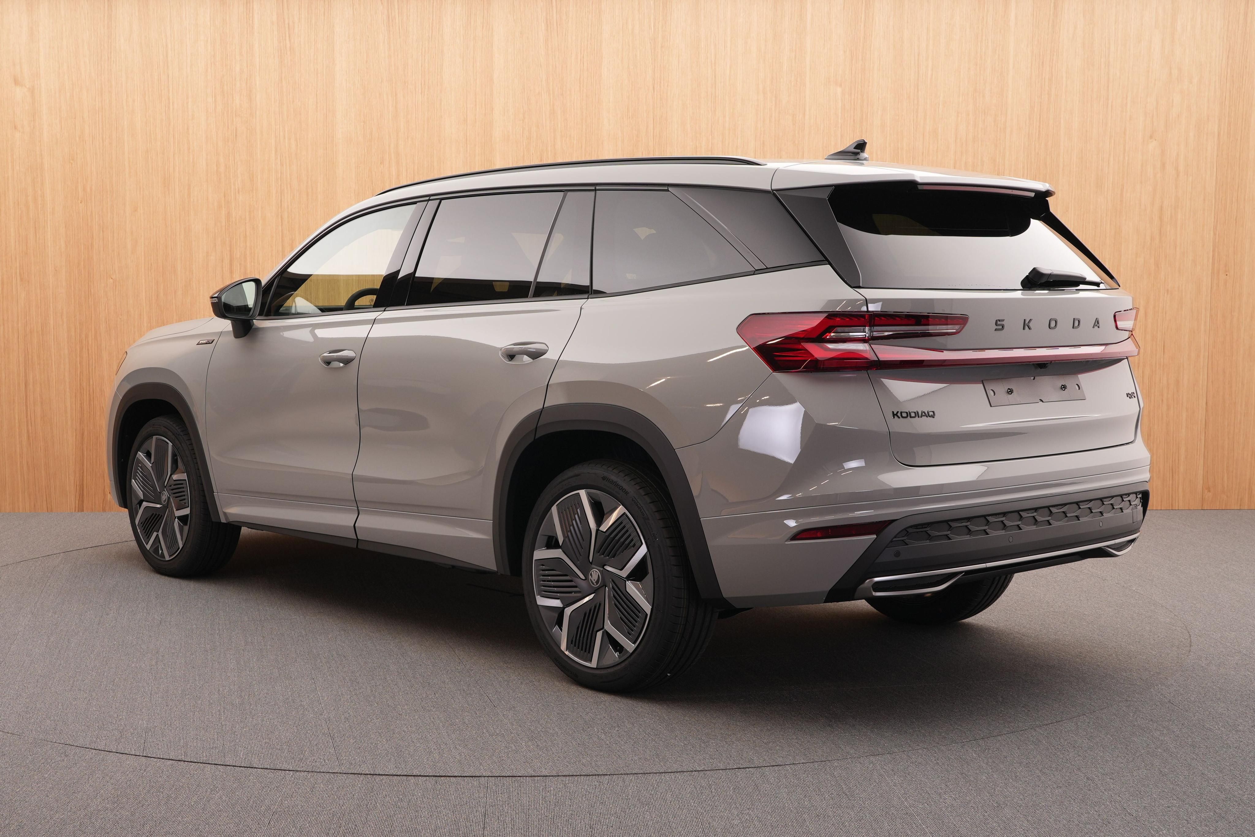 Škoda Kodiaq, Sportline 2.0 TSI 4x4 DSG - fotka 3