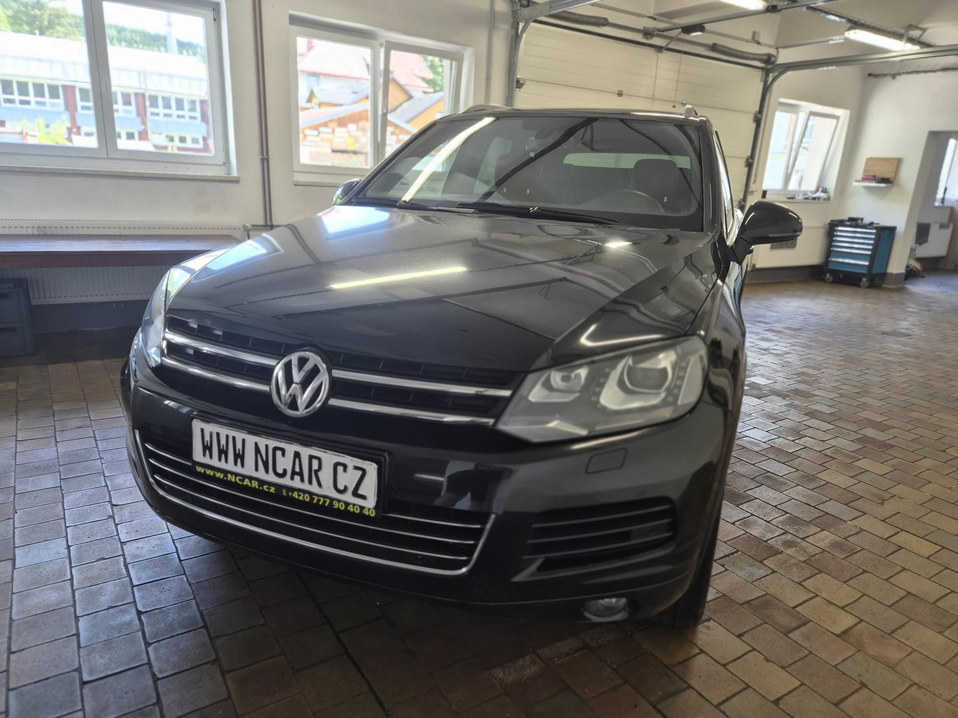 Volkswagen Touareg, 3,0TDi 180kw 4x4 DSG 20ALU