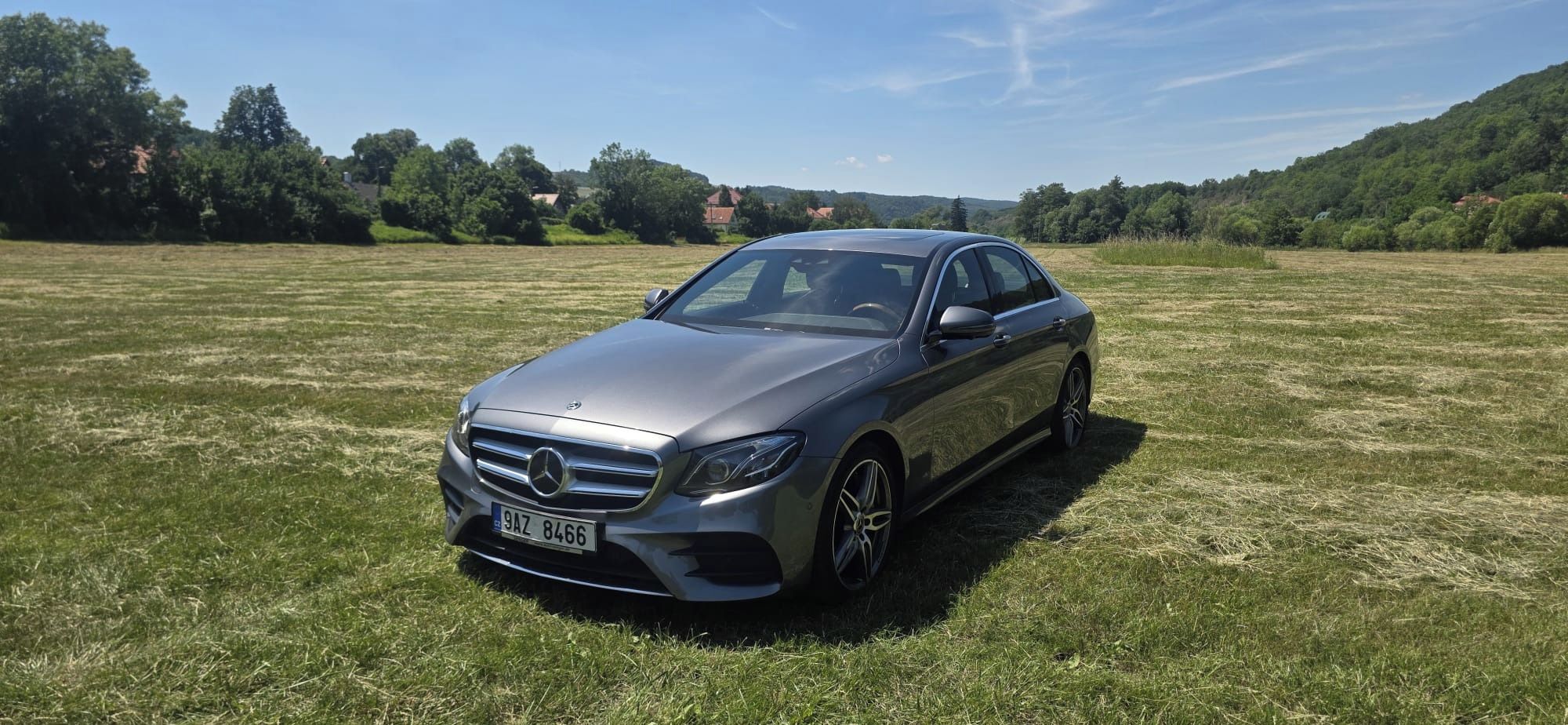 Mercedes-Benz Třídy E, E350d, masáže, vzduch, kůže - fotka 2