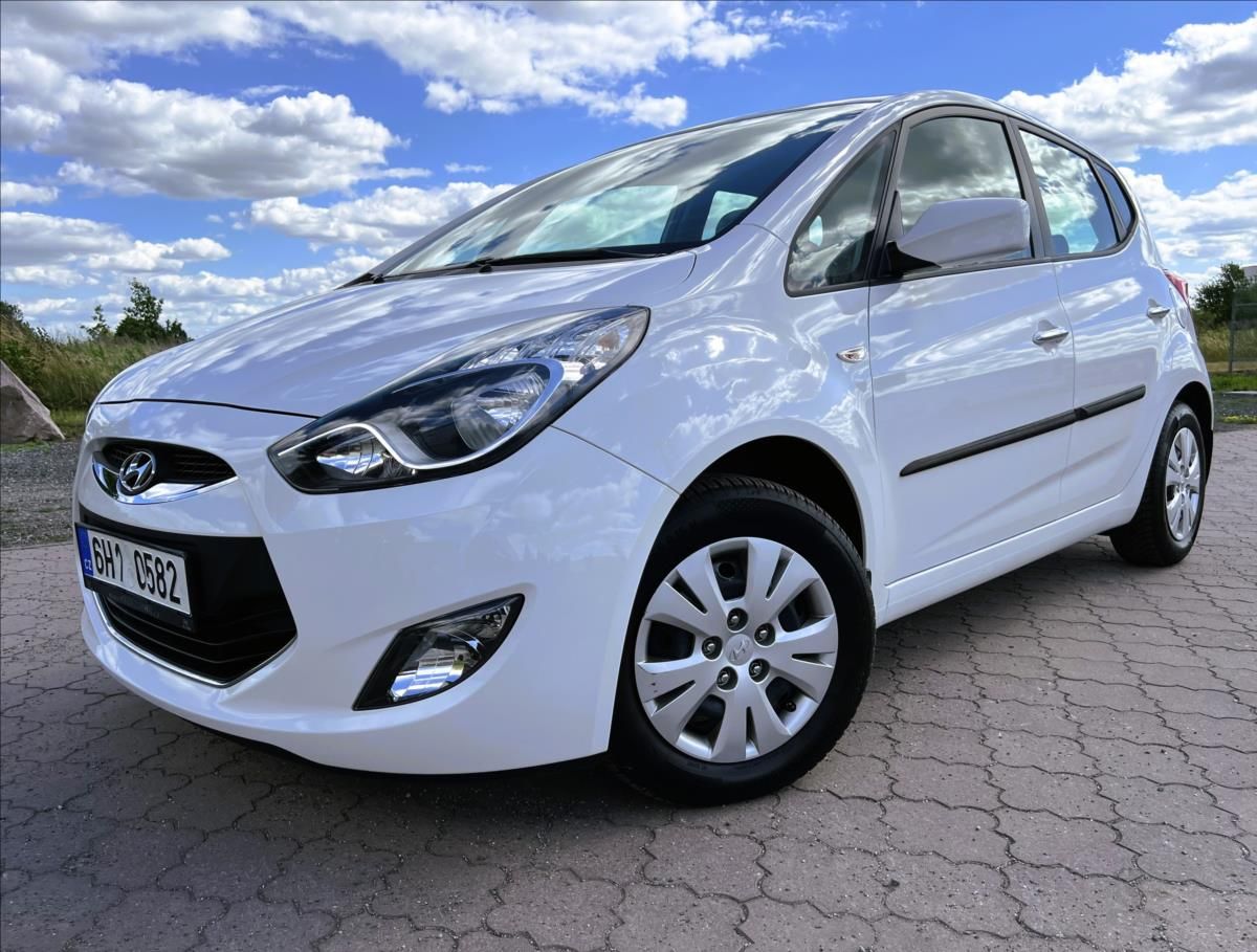 Hyundai ix20, 1,6 CVVT 92kW 1,MAJ.,ČR,SERV.K - fotka 4