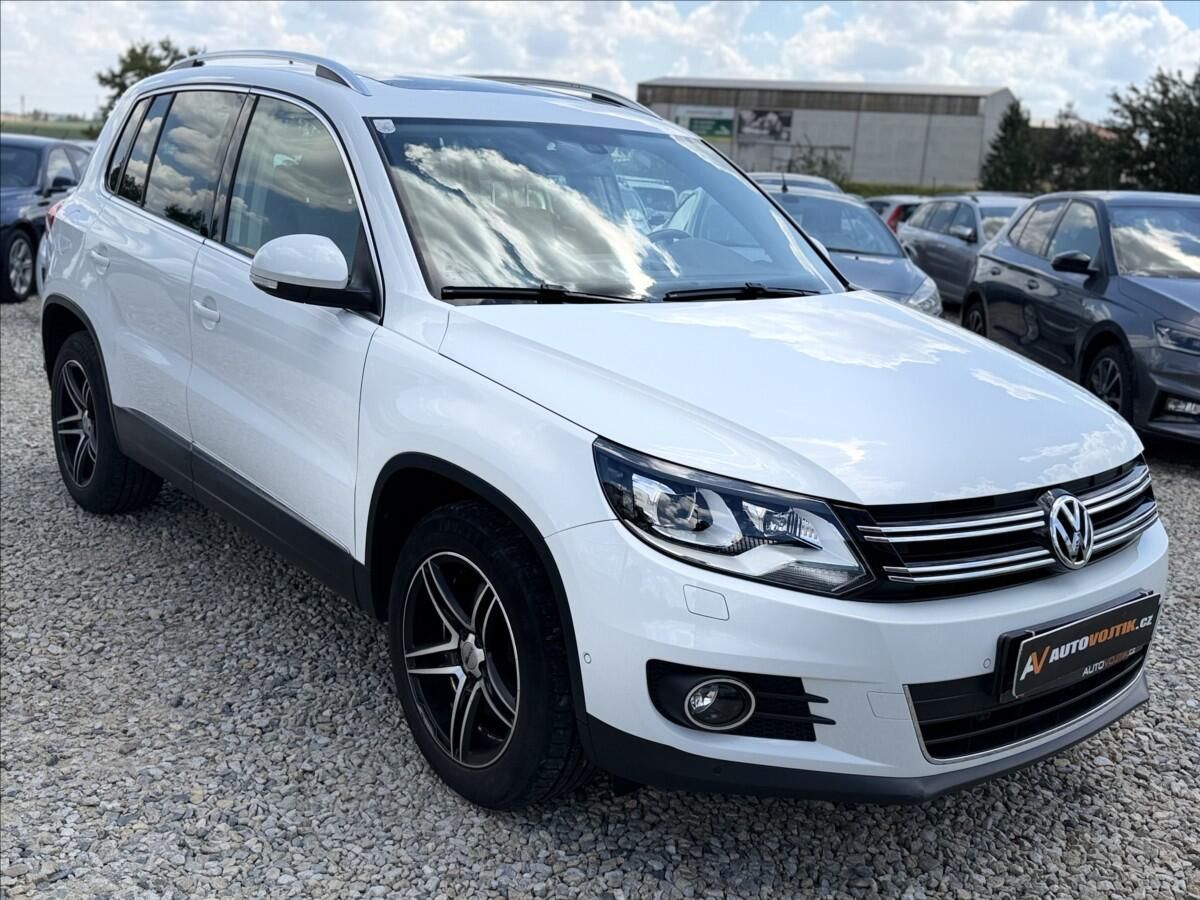 Volkswagen Tiguan, 1,4 TSI PANORAMA, LED, BIXENON - fotka 4