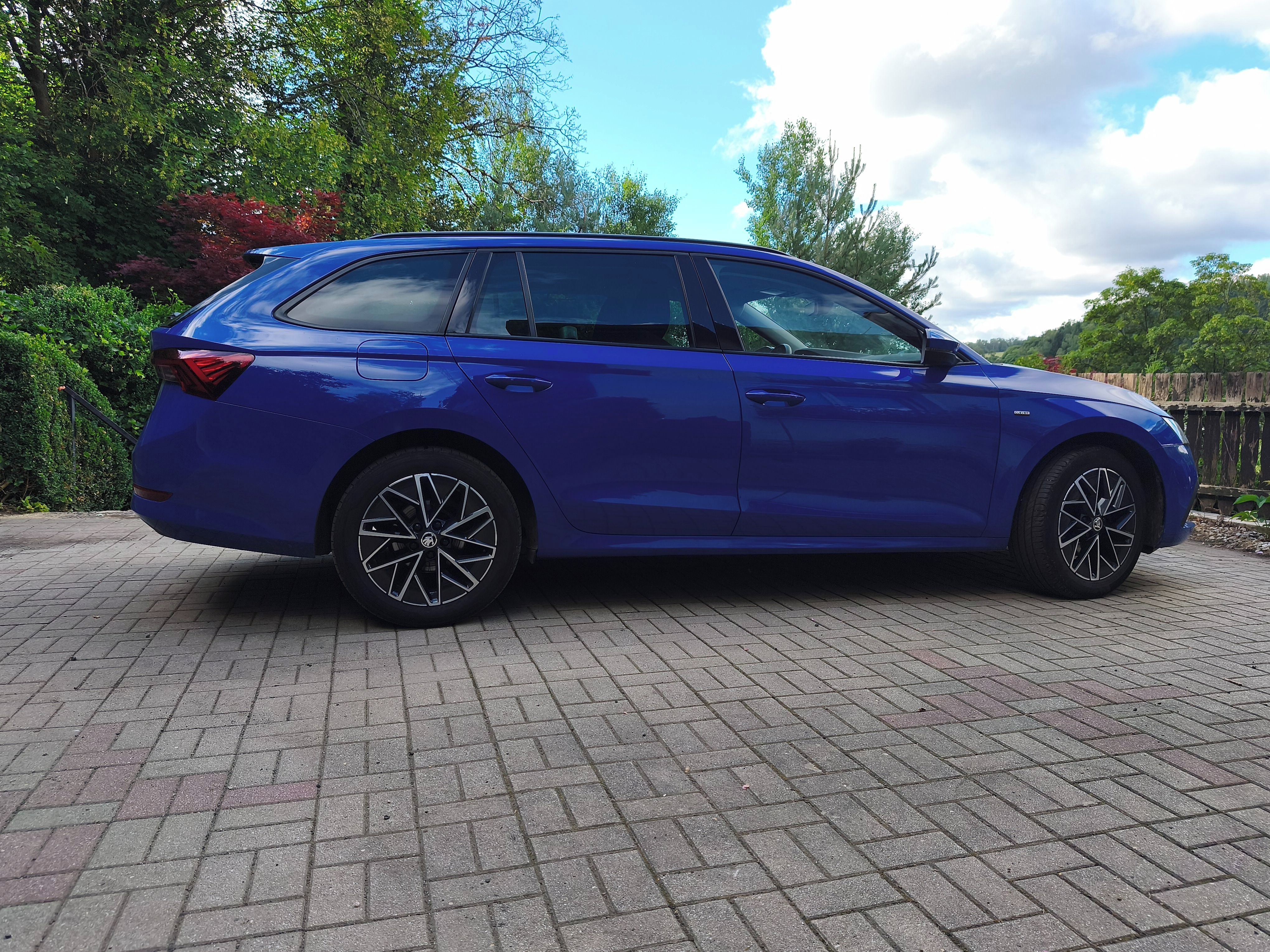 Škoda Octavia, 2.0 TDI,85kw,serviska,DPH - fotka 5