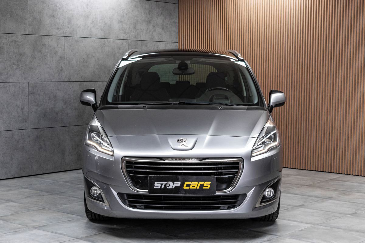 Peugeot 5008, 2.0 HDI 2xKOLA*TAŽNÉ*7.MÍST*ČR - fotka 3