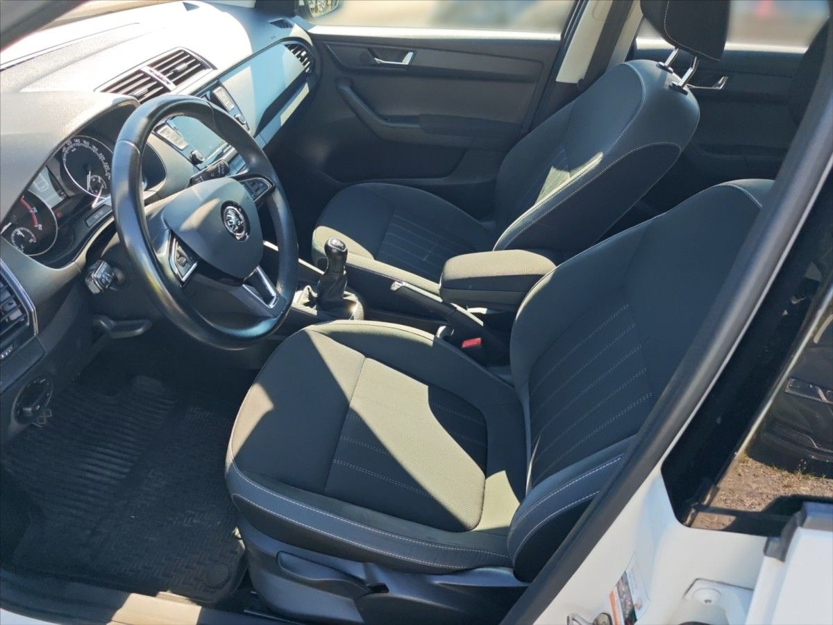 Škoda Fabia, 1,0 TSI Style - fotka 6
