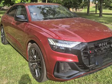 Audi SQ8