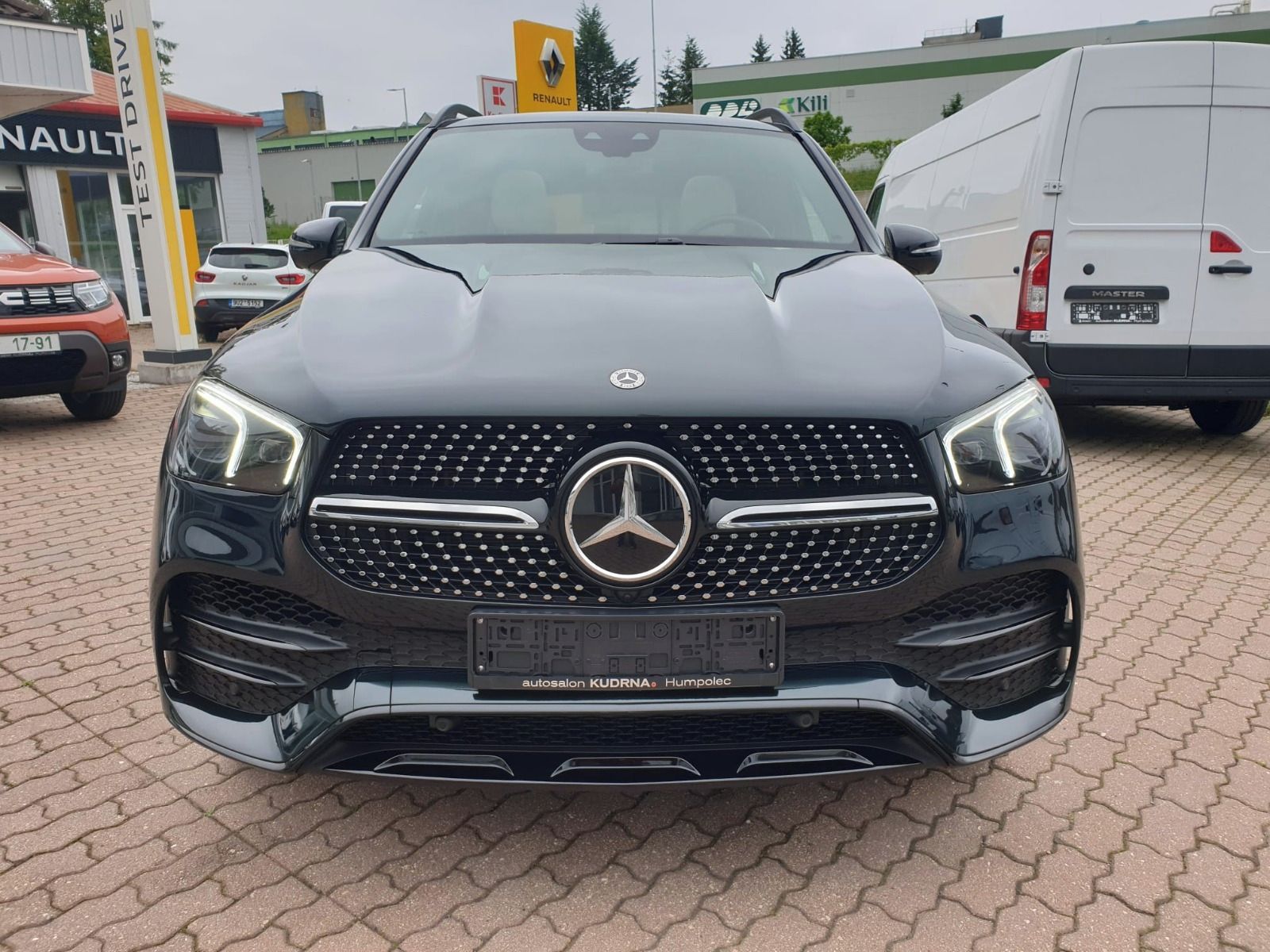 Mercedes-Benz GLE, 400 D 4MATIC - fotka 3