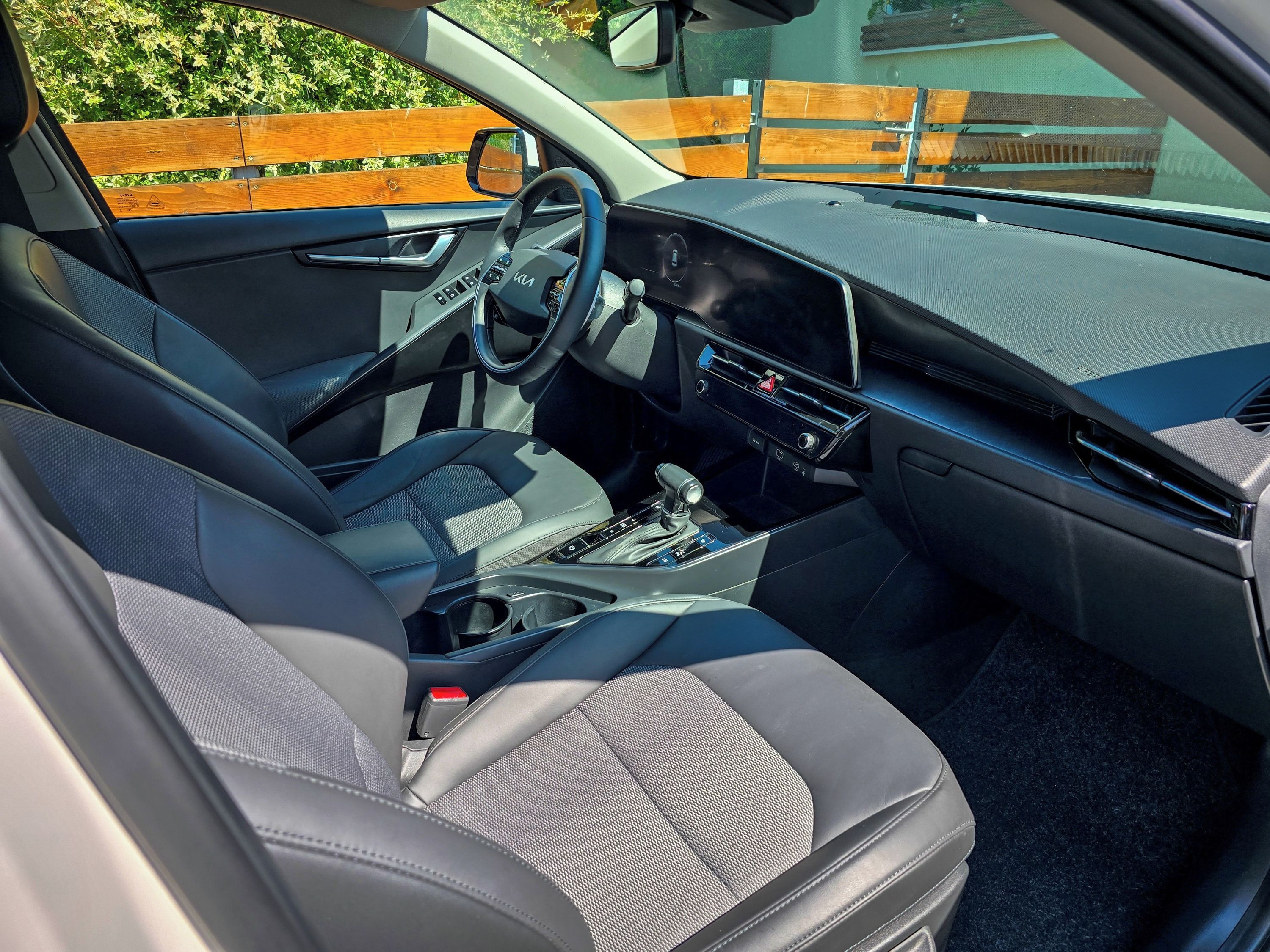 Kia Niro, SG2 1,6 PHEV plug-in, automat - fotka 4