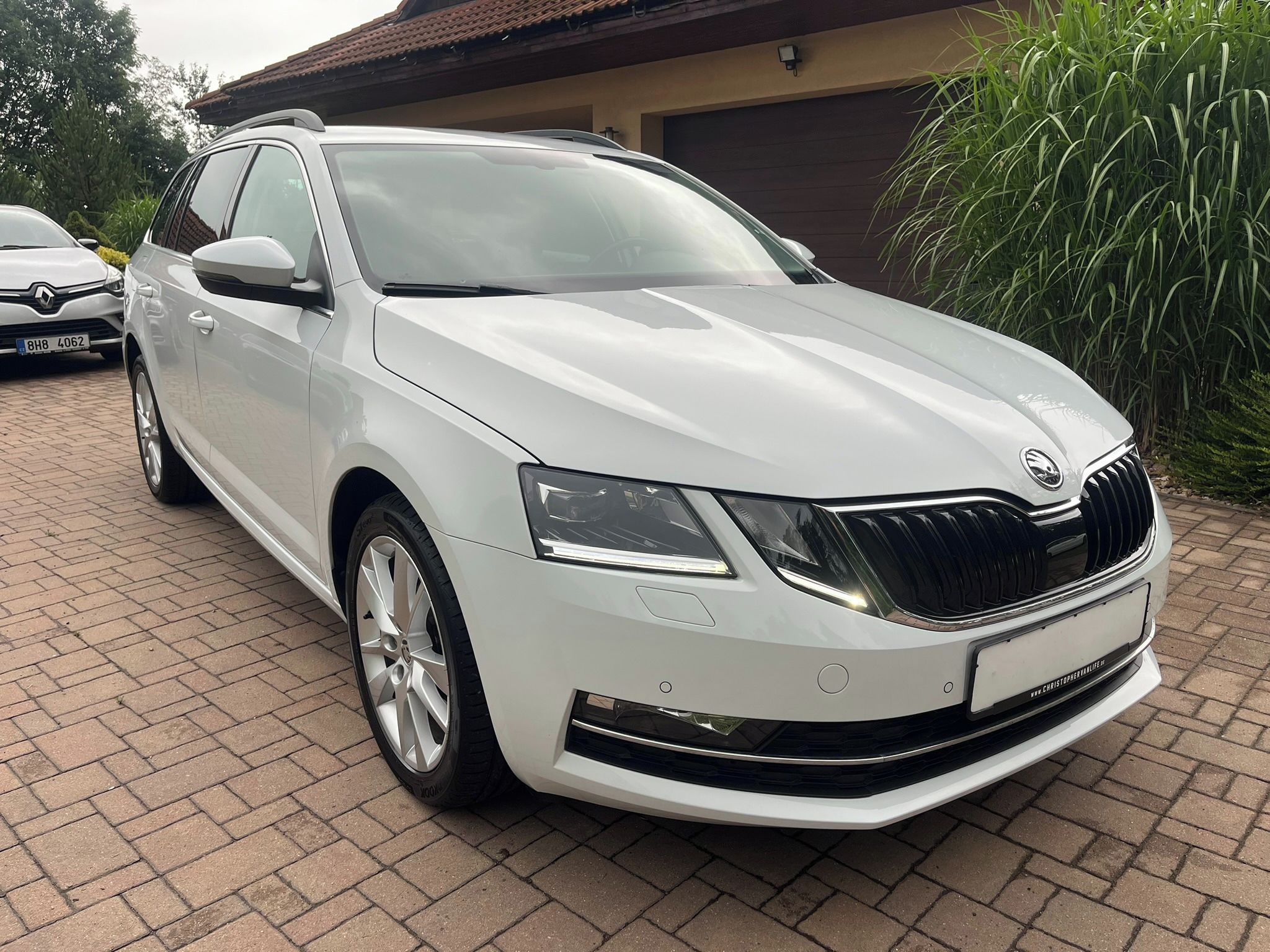 Škoda Octavia, 1.4 TSI 110kW Full LED Navi - fotka 2