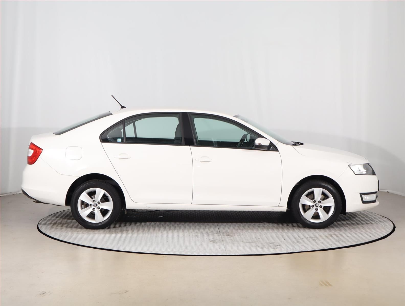 Škoda Rapid, 1.2 TSI - fotka 6