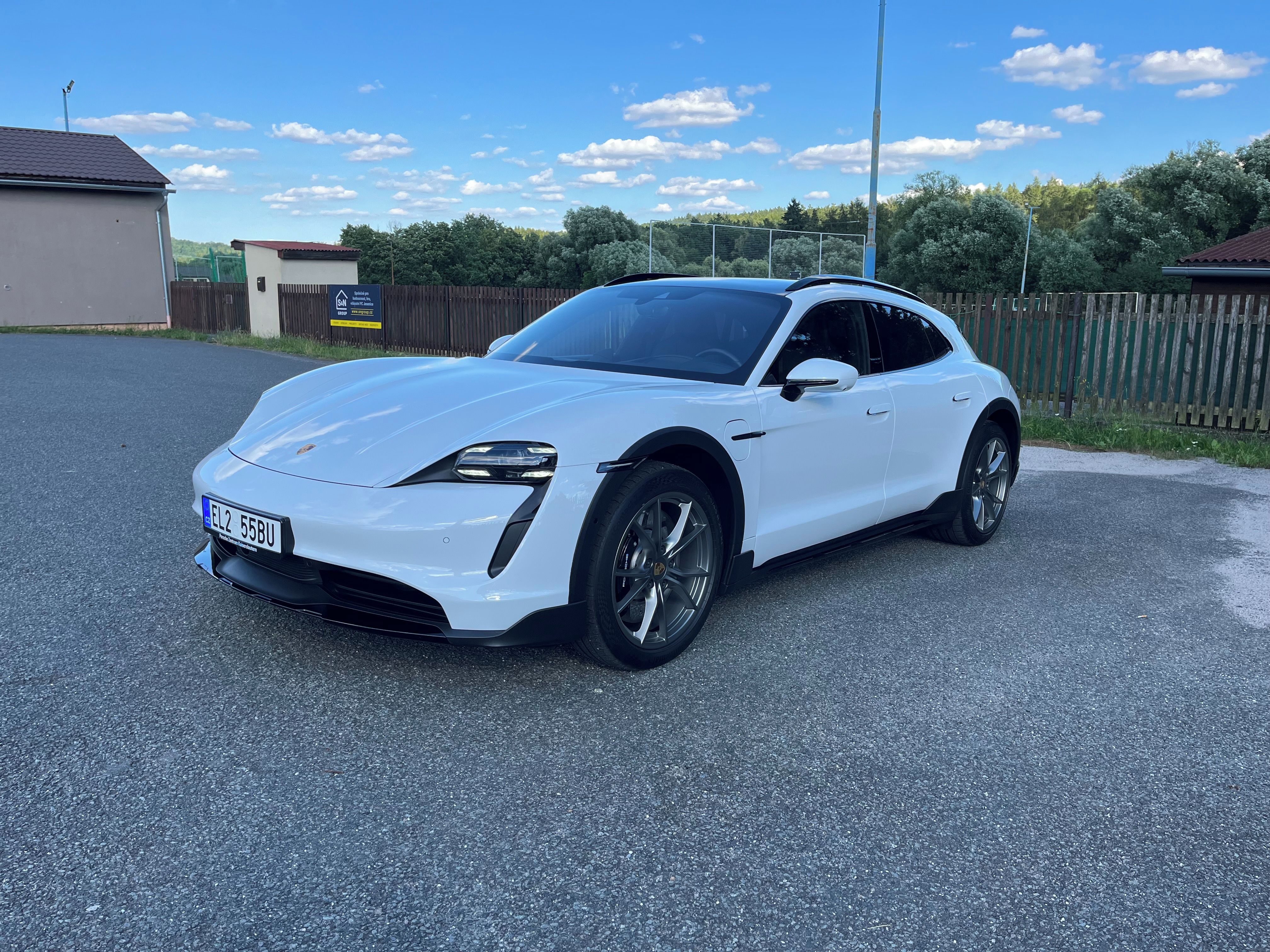 Porsche Taycan, Porsche Taycan 4S - fotka 3