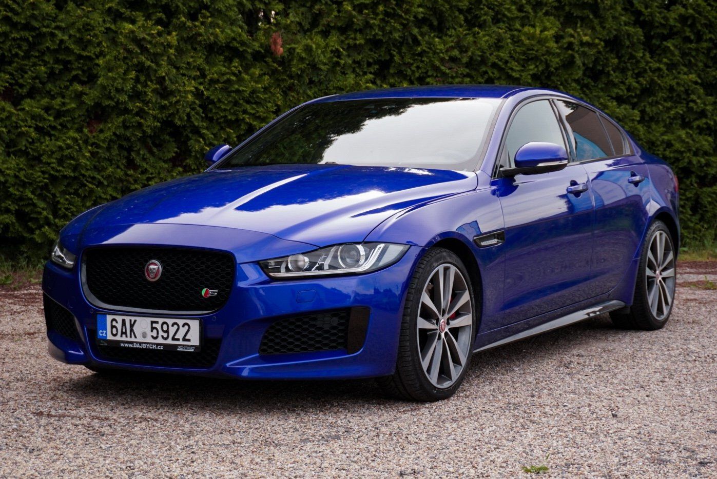 Jaguar XE, XE-S 3.0 SUPERCHARGET - fotka 6