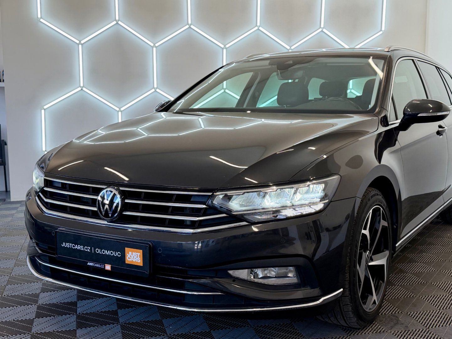 Volkswagen Passat Variant, 1.5TSi, 110kW, ČR, DPH - fotka 4