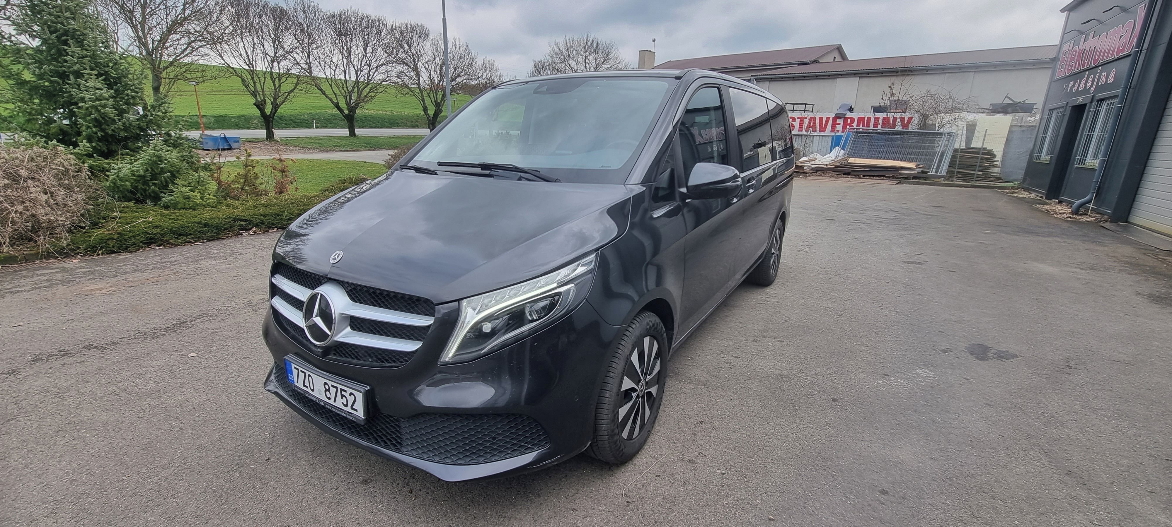 Mercedes-Benz Třídy V, V300, 4x4 - fotka 2