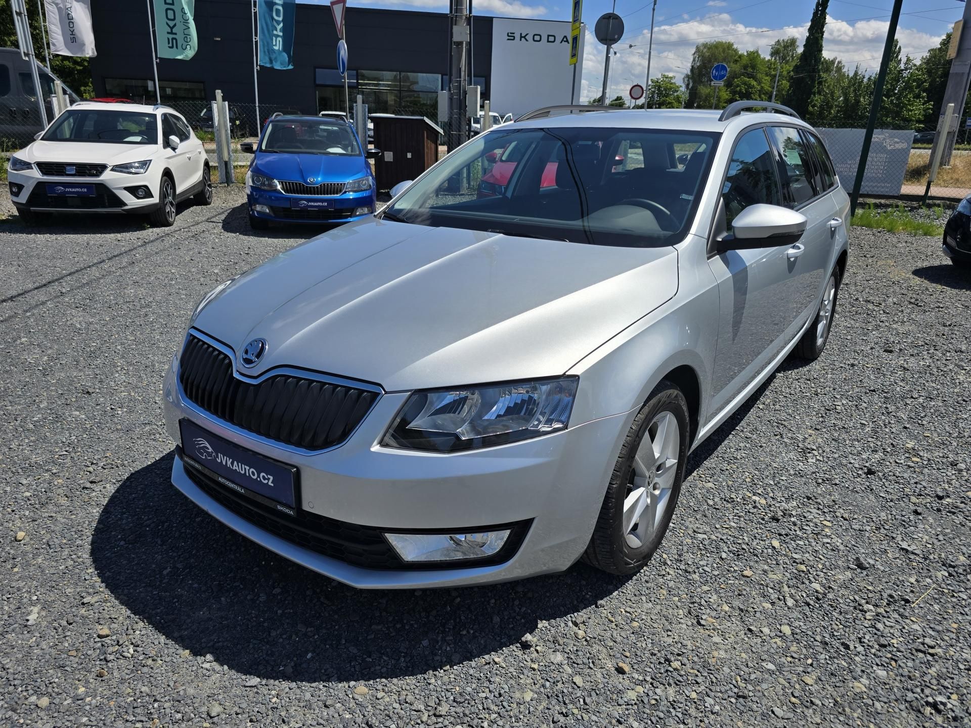 Škoda Octavia, 1.2 TSI BOHATÁ VÝBAVA 66Tis km - fotka 6