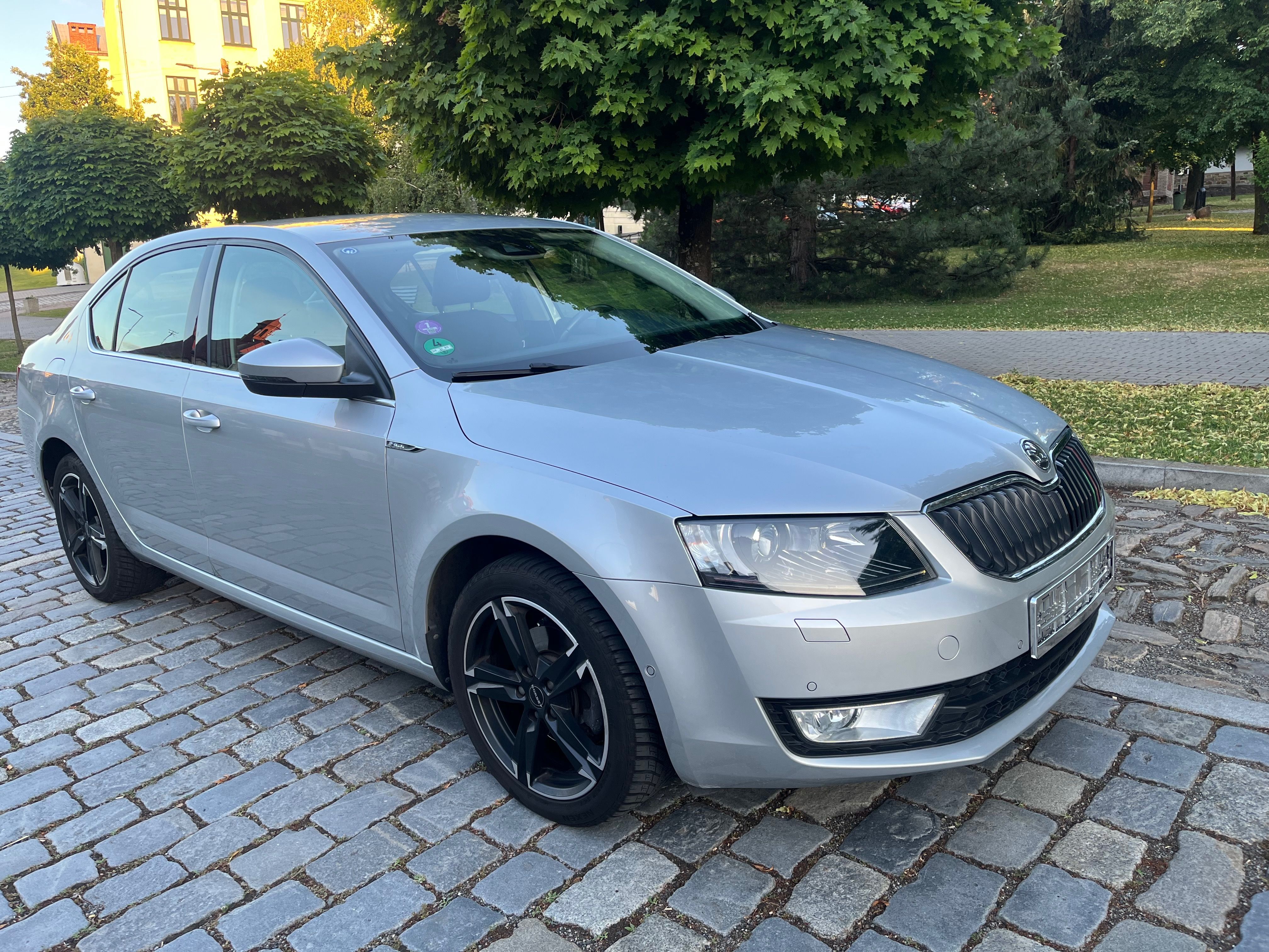 Škoda Octavia, 1.4 TSI,Elegance - fotka 2