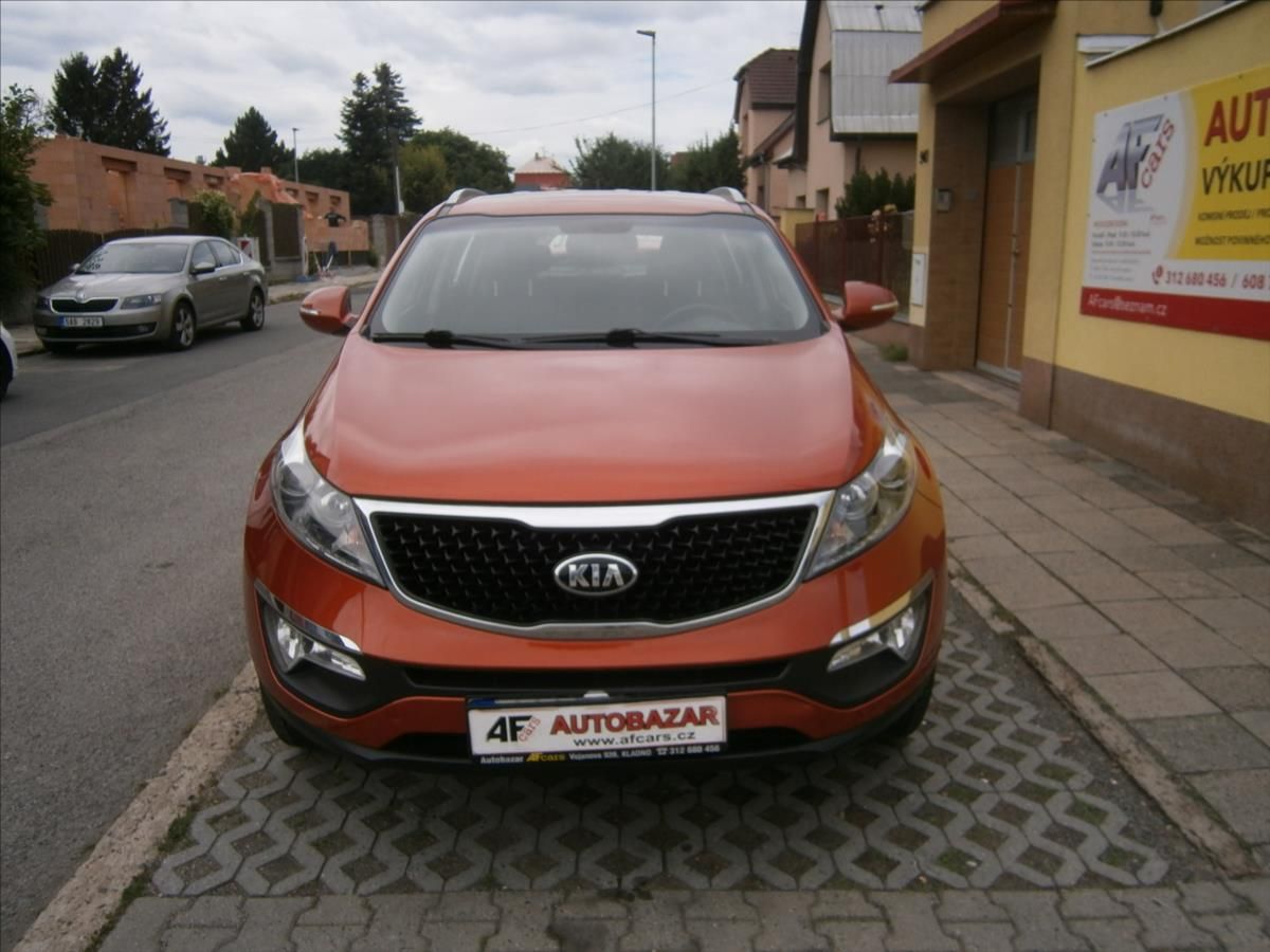 Kia Sportage, 1,6 GDi 99 KW - fotka 2