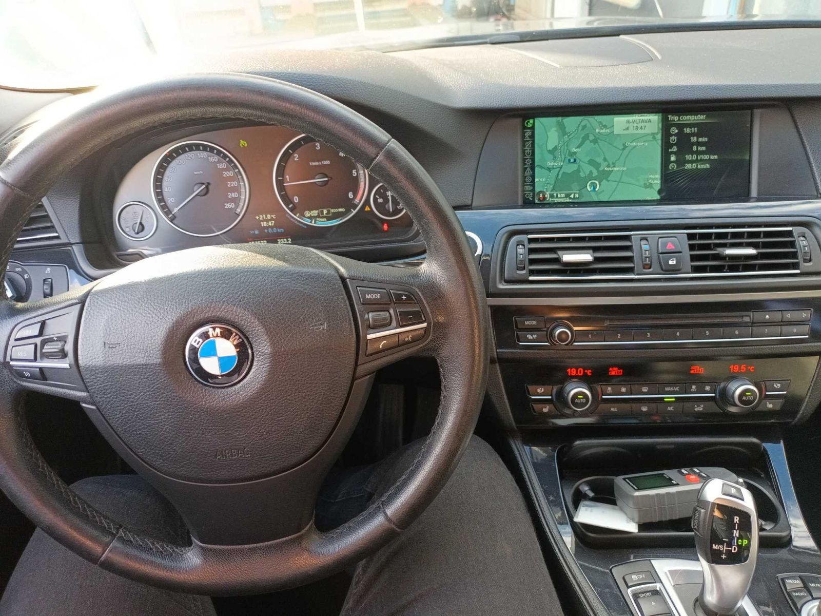 BMW Řada 5, 520d, Automat, Kůže, Navi - fotka 3