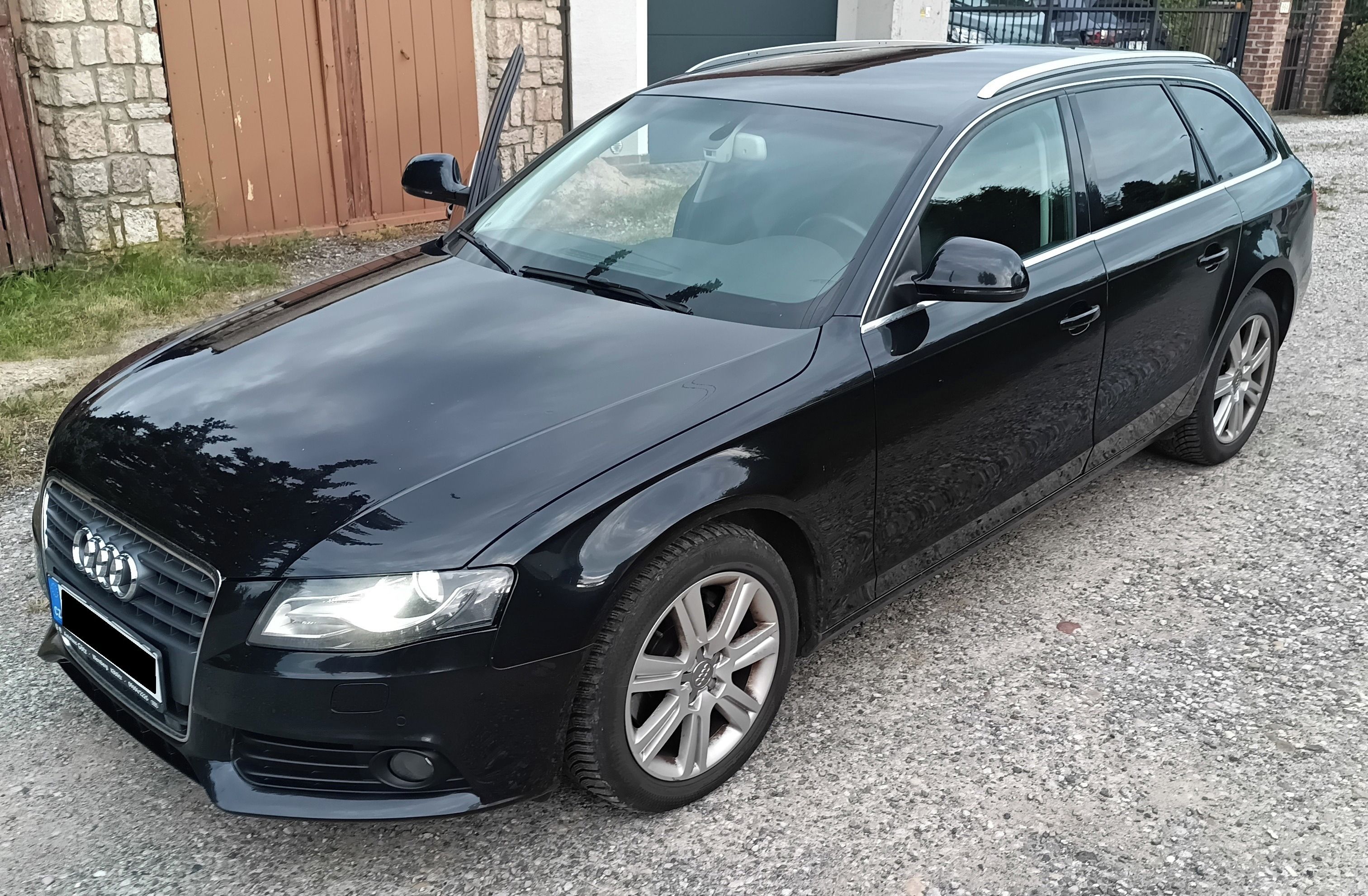 Audi A4, Avant B8 2.0 TFSI - fotka 3