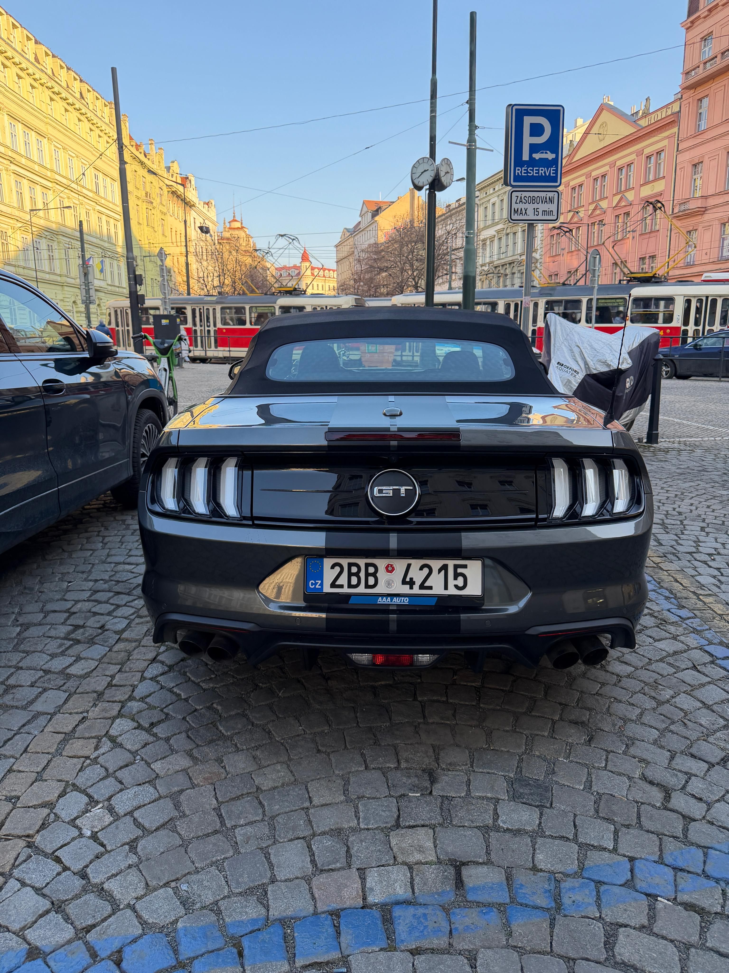 Ford Mustang, GT Convertible - fotka 3