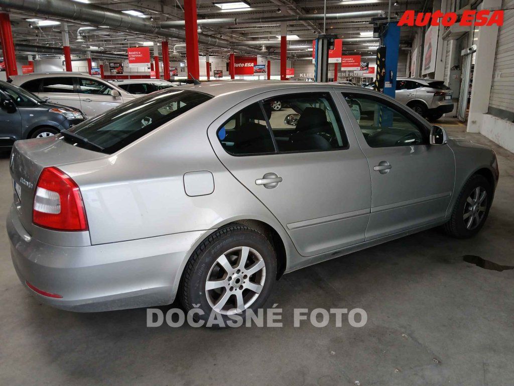 Škoda Octavia, 1.9 TDi,ČR - fotka 2