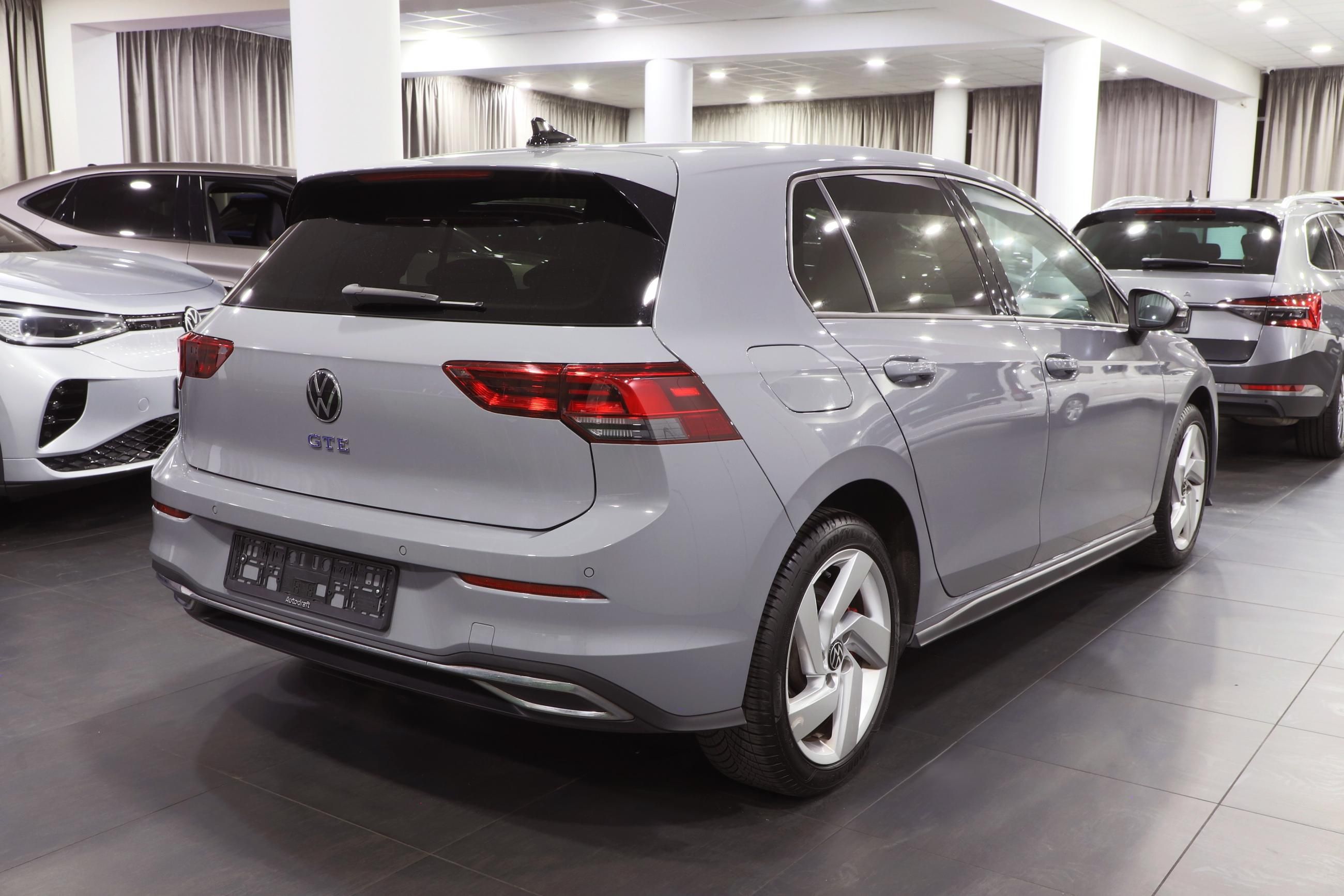 Volkswagen Golf, GTE TSI - záruka Autodraft - fotka 4