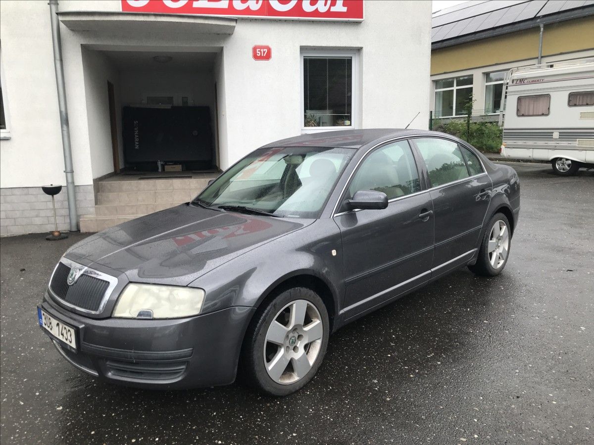 Škoda Superb, 1,9 TDi 96kW - fotka 3