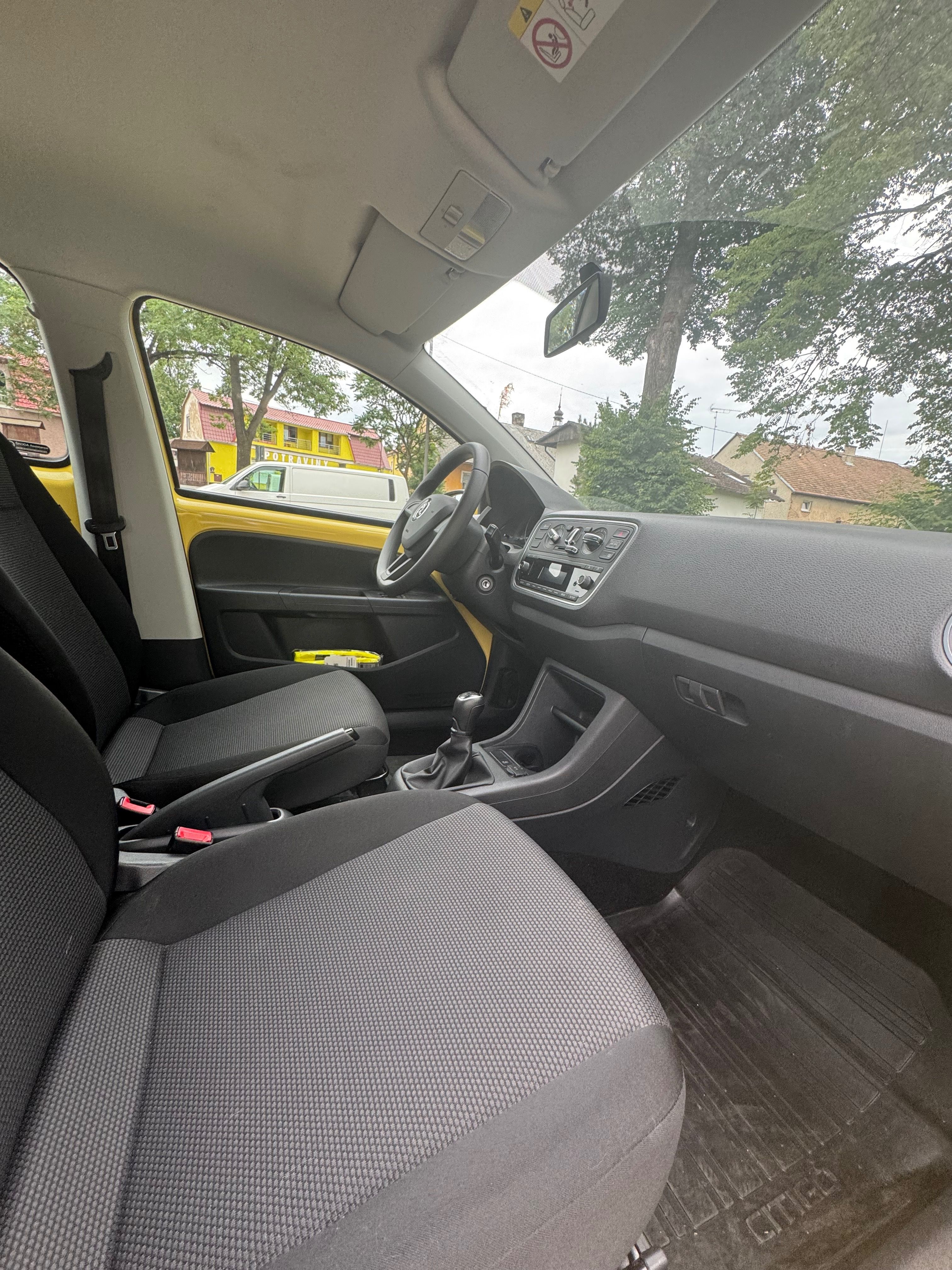 Škoda Citigo, 1.0 MPI 16 000km - fotka 6