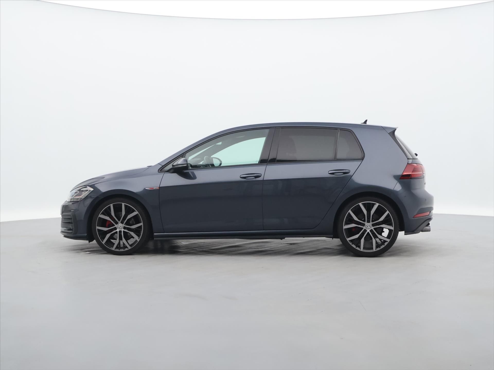 Volkswagen Golf, 2,0 TSI GTI 169kW DSG Matrix - fotka 4