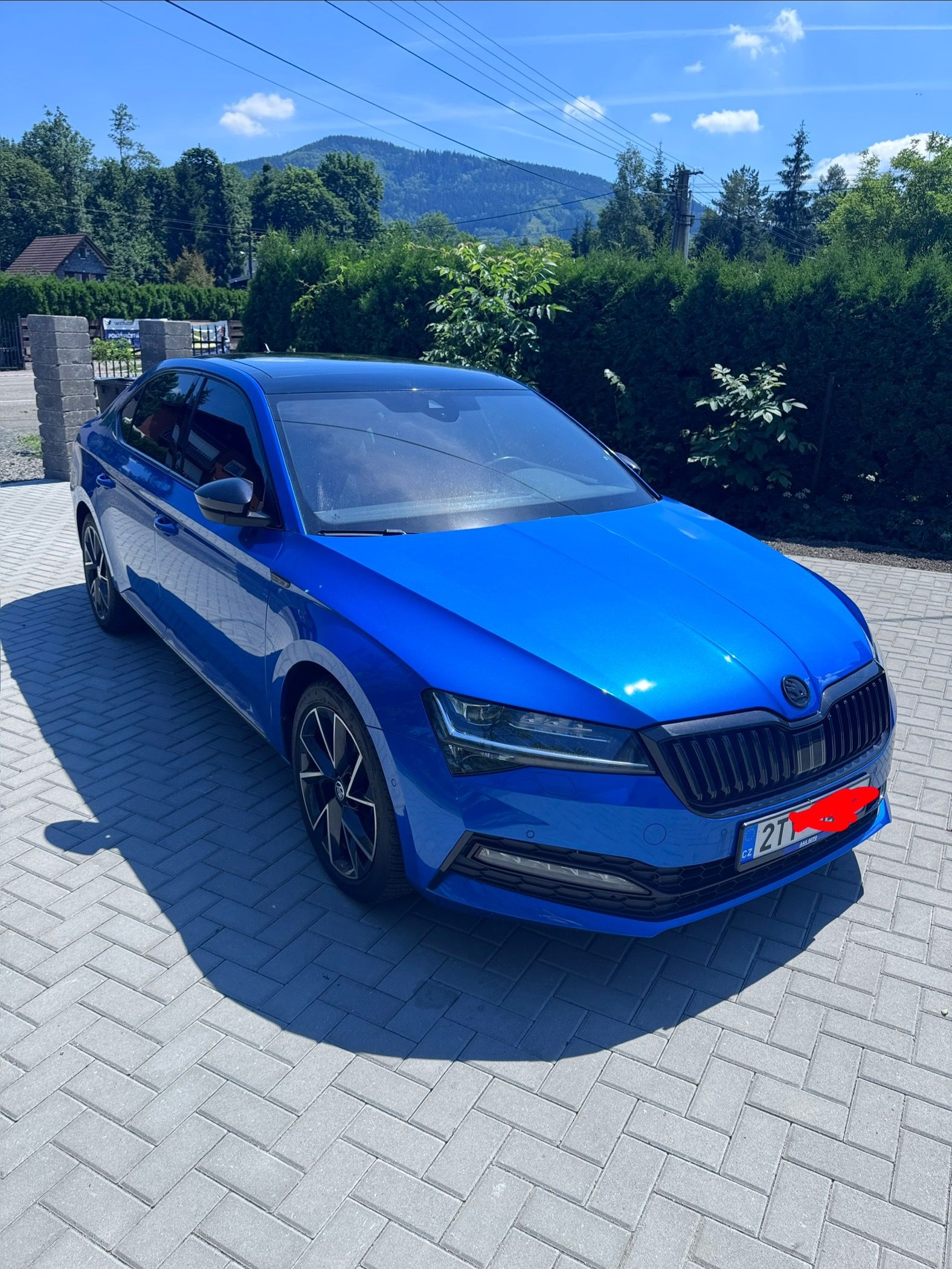 Škoda Superb - fotka 2