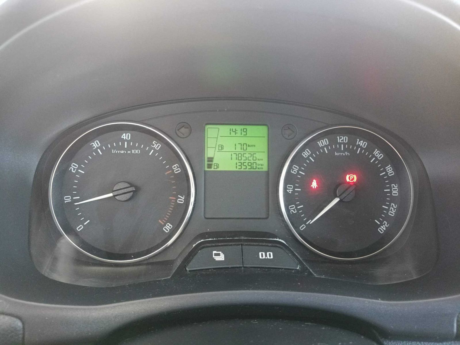 Škoda Fabia, 1.2 TSI, Serv.kniha, po STK - fotka 3