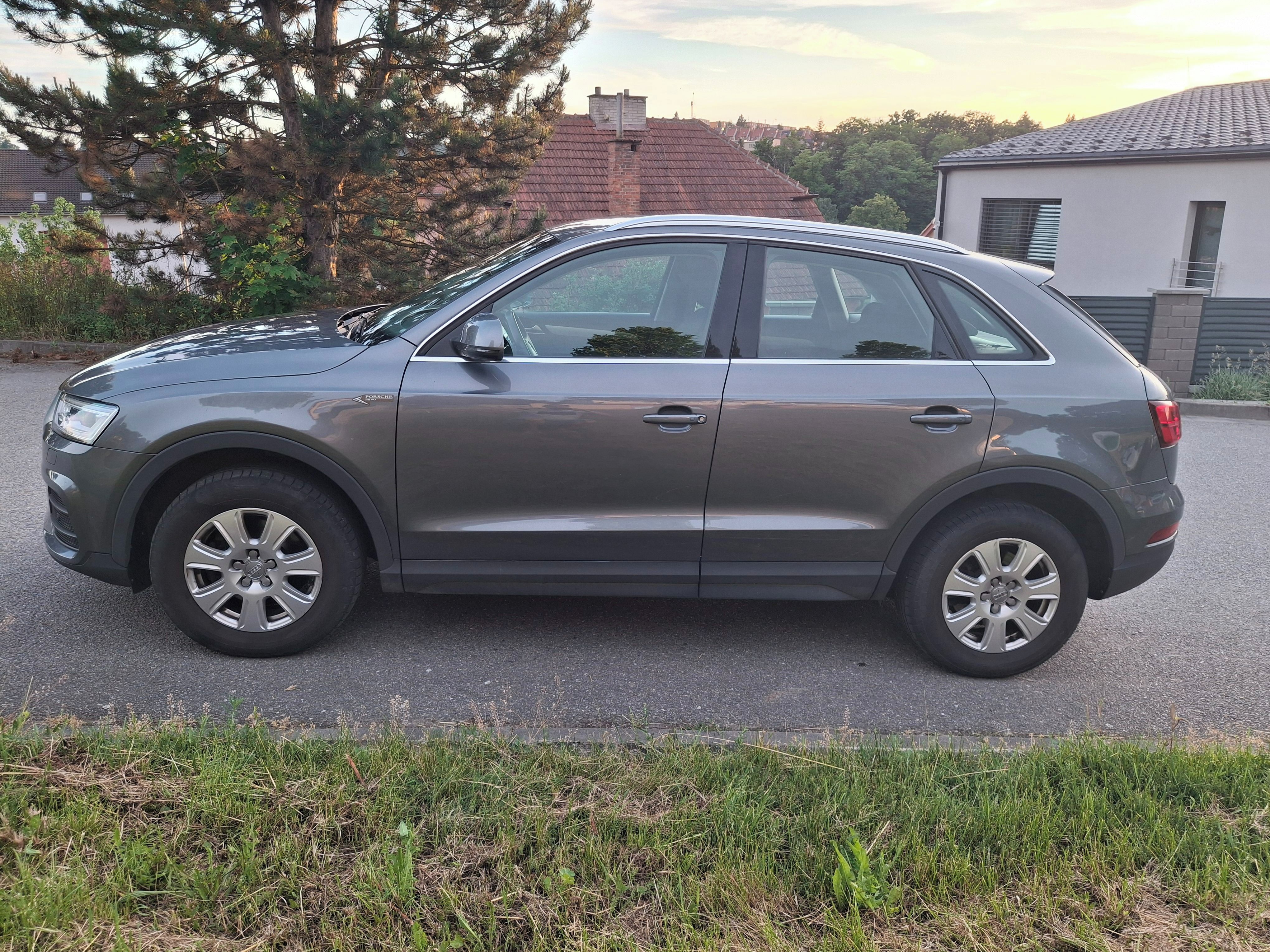 Audi Q3, Audi Q3, 2,0TDi - fotka 5