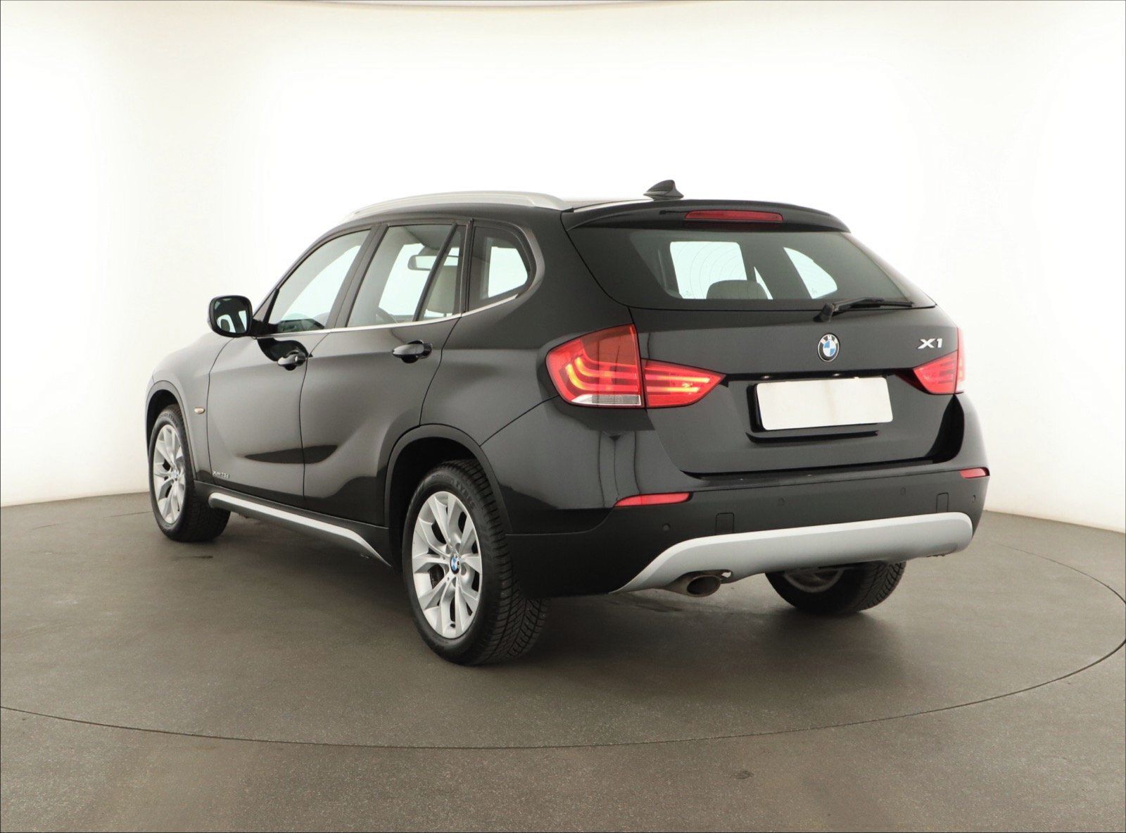 BMW X1, xDrive23d, 4X4, Automat, Navi - fotka 4