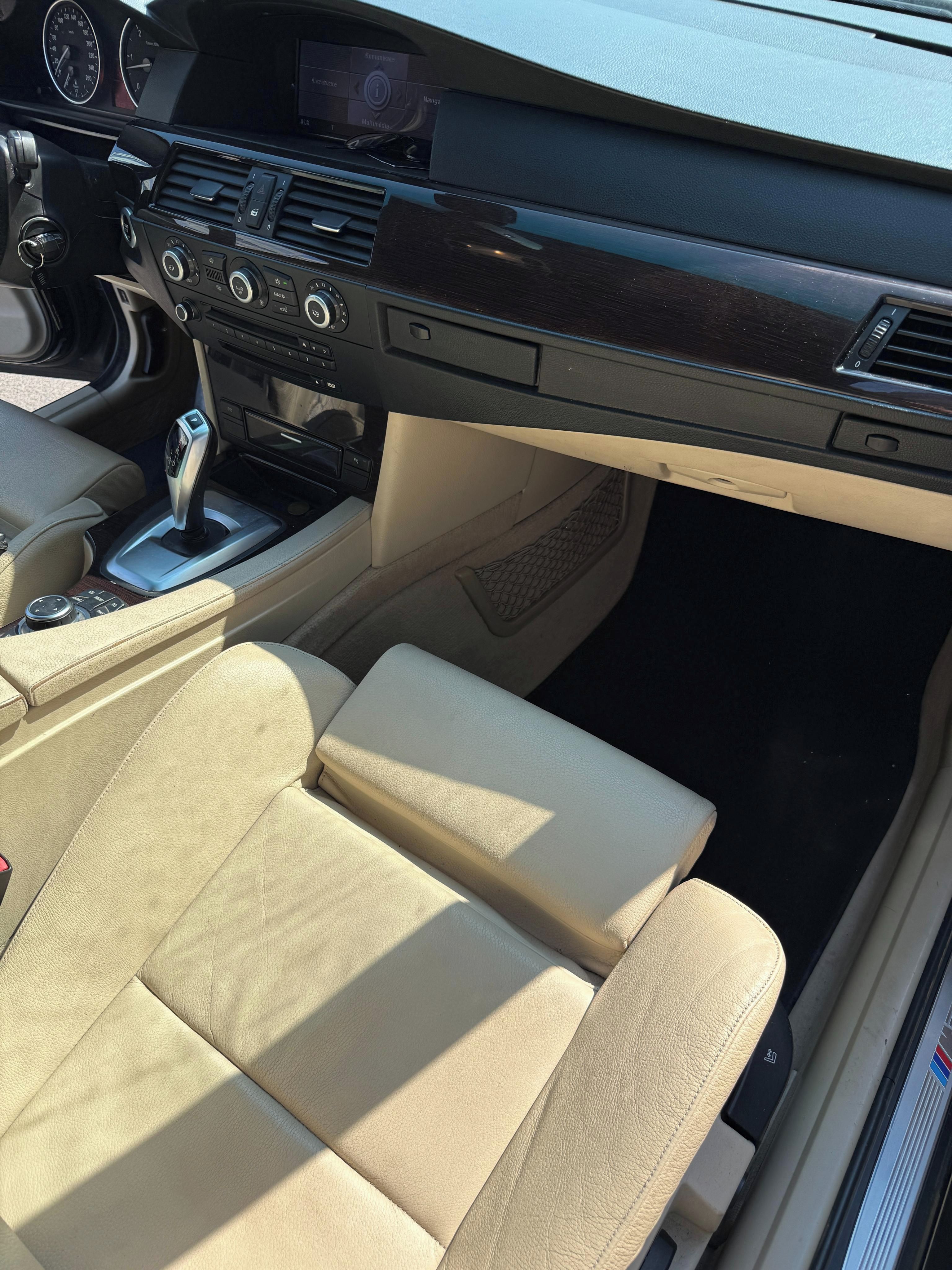 BMW Řada 5, E61 MPAKET XDRIVE - fotka 6