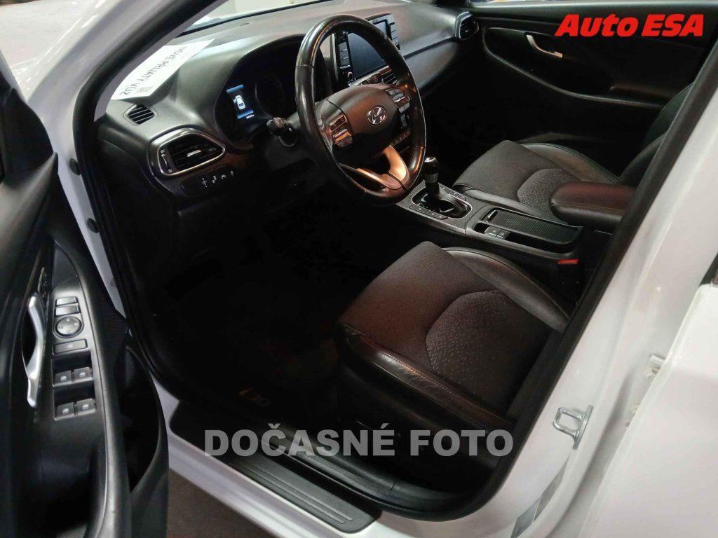 Hyundai i30, 1.5 T-GDI,ČR,DSG,LED - fotka 3