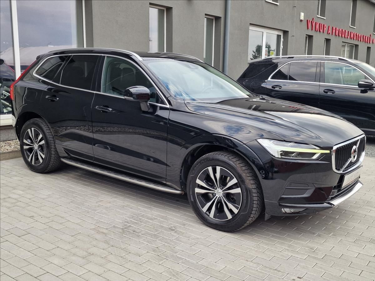 Volvo XC60, B4 145kW AWD Momentum Pro,ČR - fotka 2
