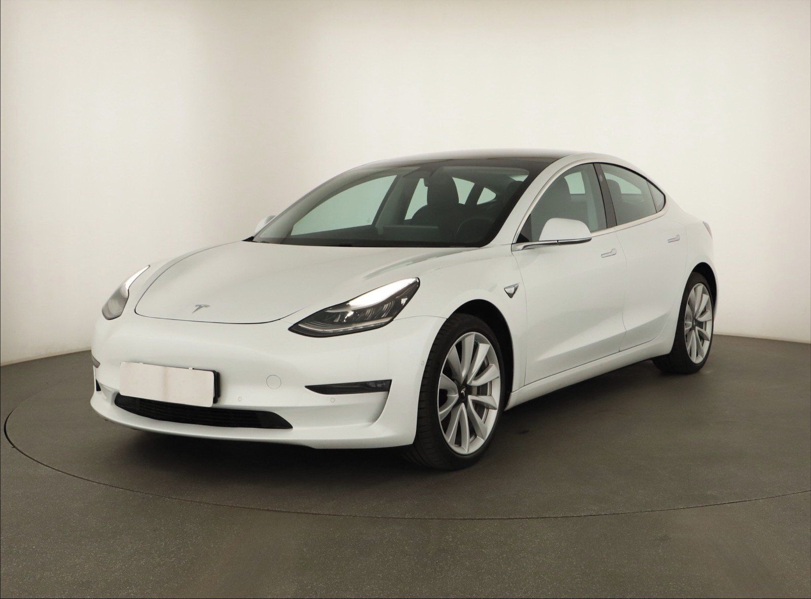Tesla Model 3, Long Range 4WD 78kWh, SoH 82% - fotka 2