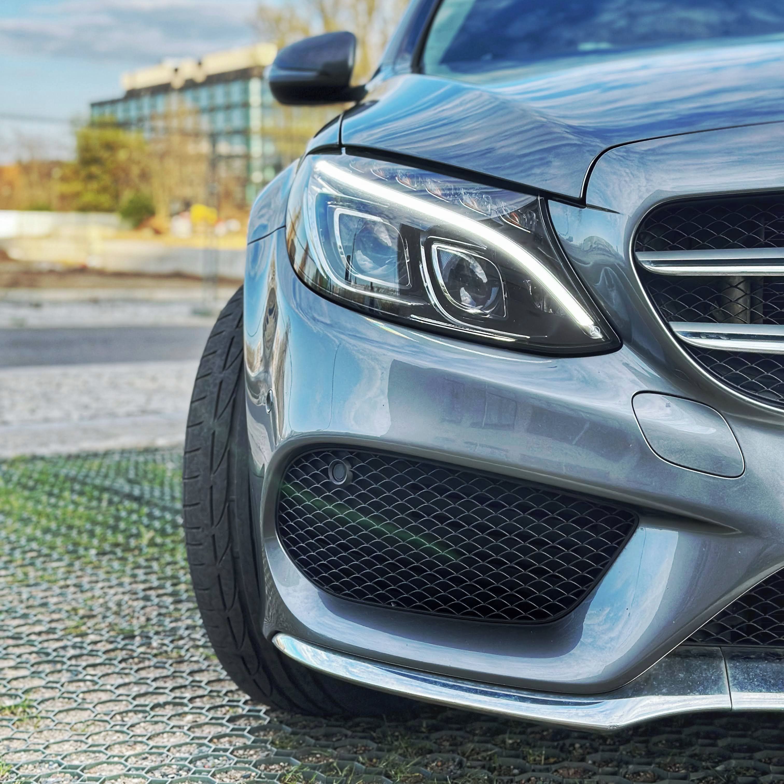 Mercedes-Benz Třídy C, 220 d 4MATIC AMG Line, 1. maji - fotka 4