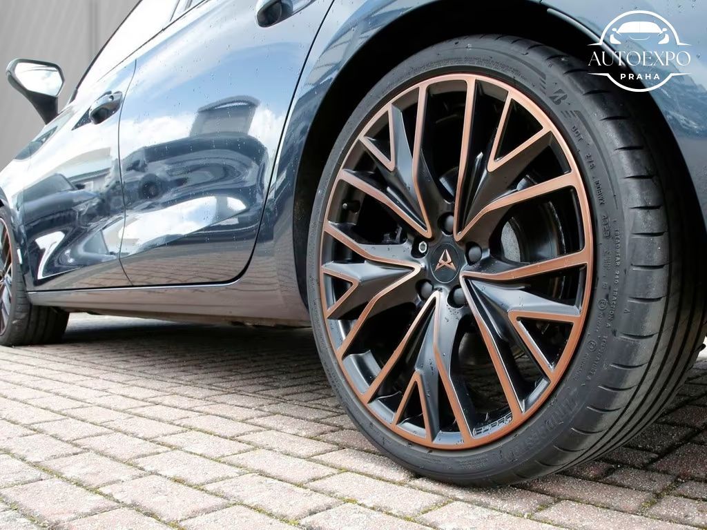 Cupra Leon, ST VZ 2.0 TSI - fotka 4