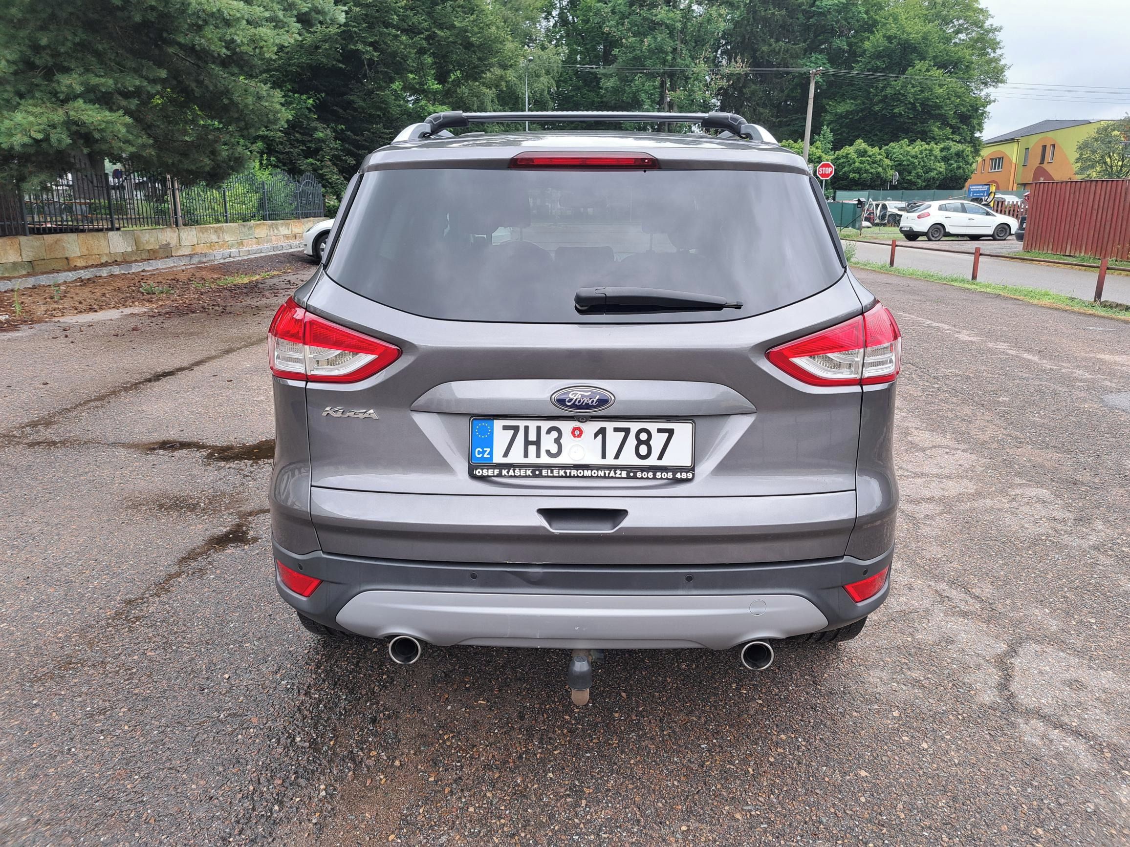 Ford Kuga, 2.0 TDCI 103 kW Titanium, 4x4 - fotka 5