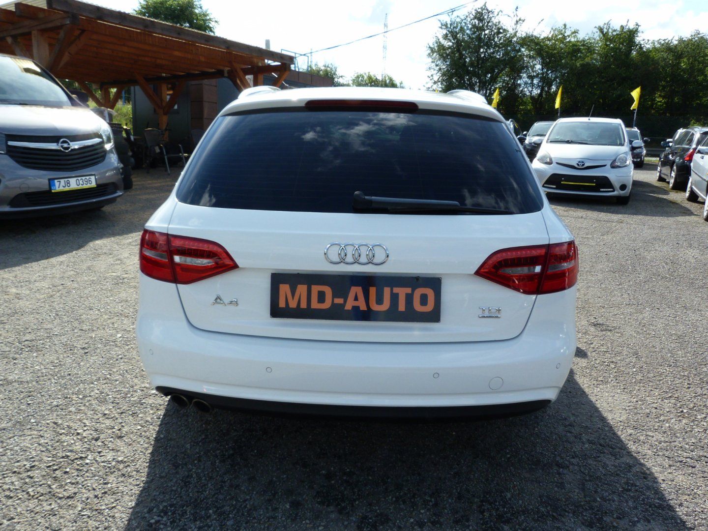 Audi A4 Avant, 2.0 Tdi 4x4 - fotka 6