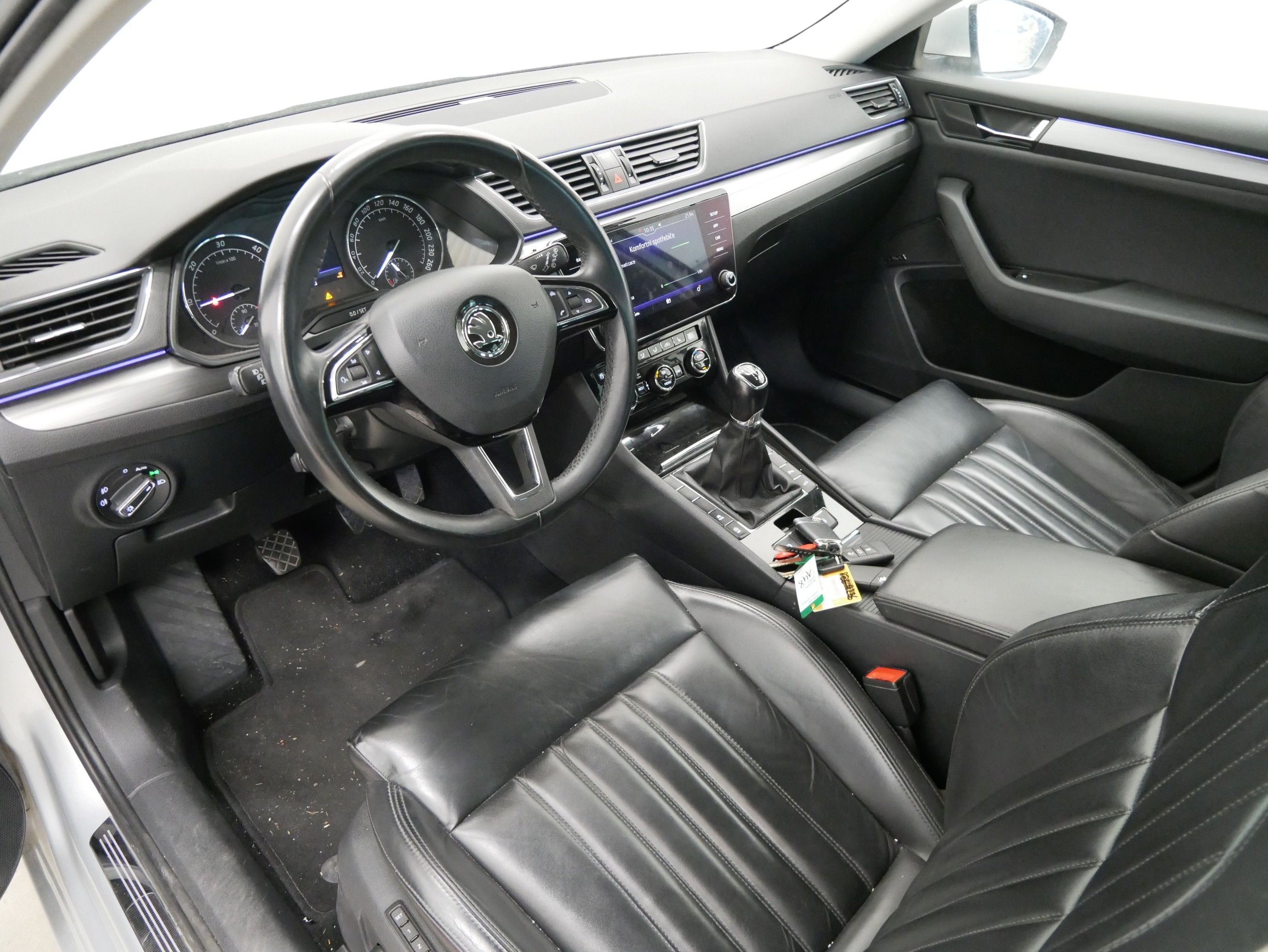 Škoda Superb, 2.0 TDI 110 kW Style - fotka 5